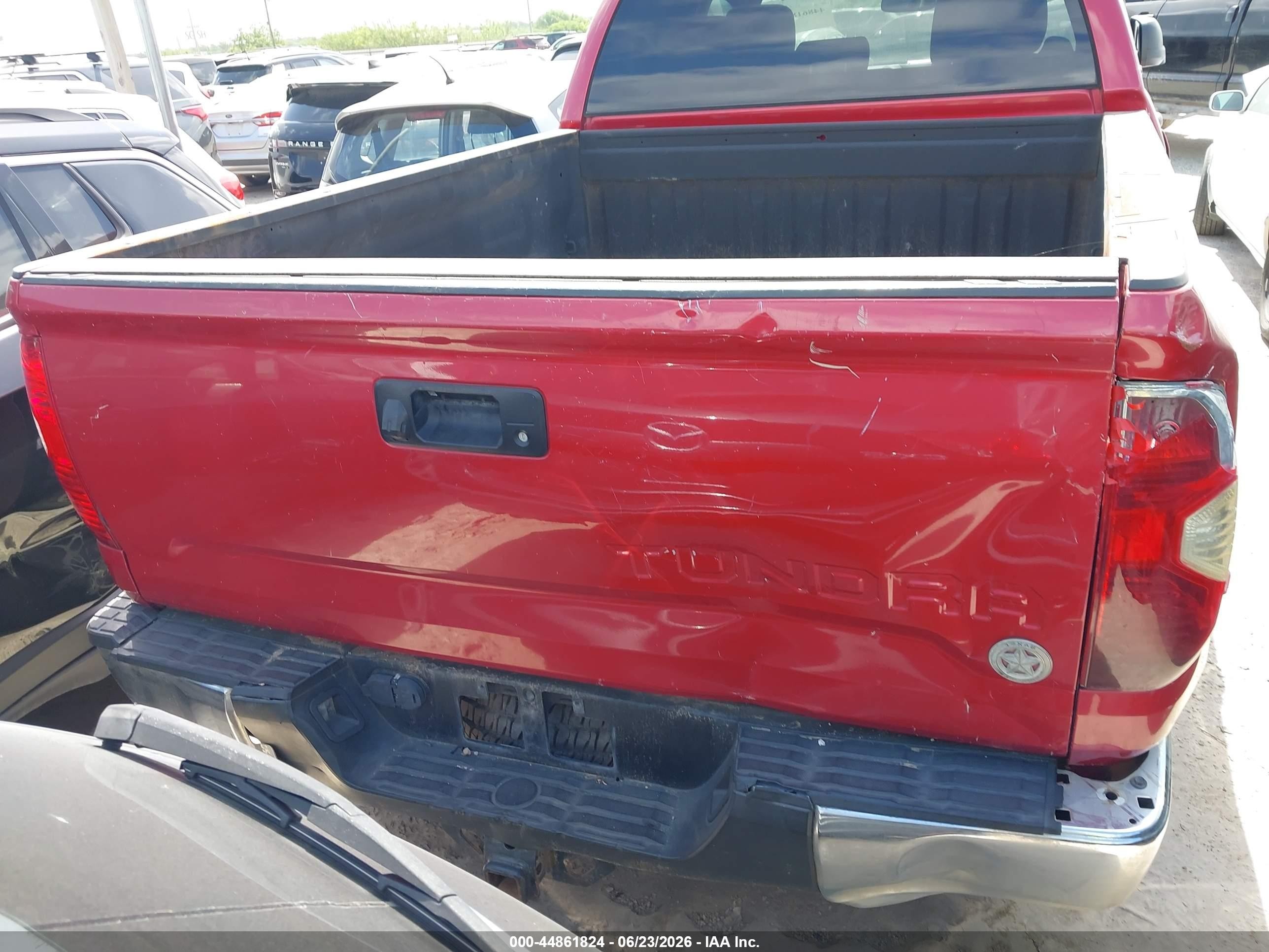 2014 Toyota Tundra Sr5 5.7l V8 Красный vin: 5TFRY5F10EX168748