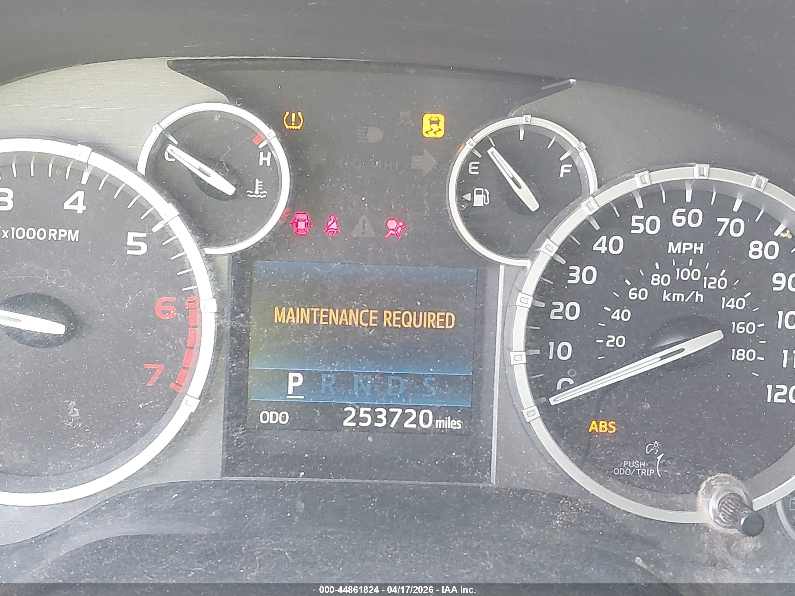 2014 Toyota Tundra Sr5 5.7l V8 Красный vin: 5TFRY5F10EX168748