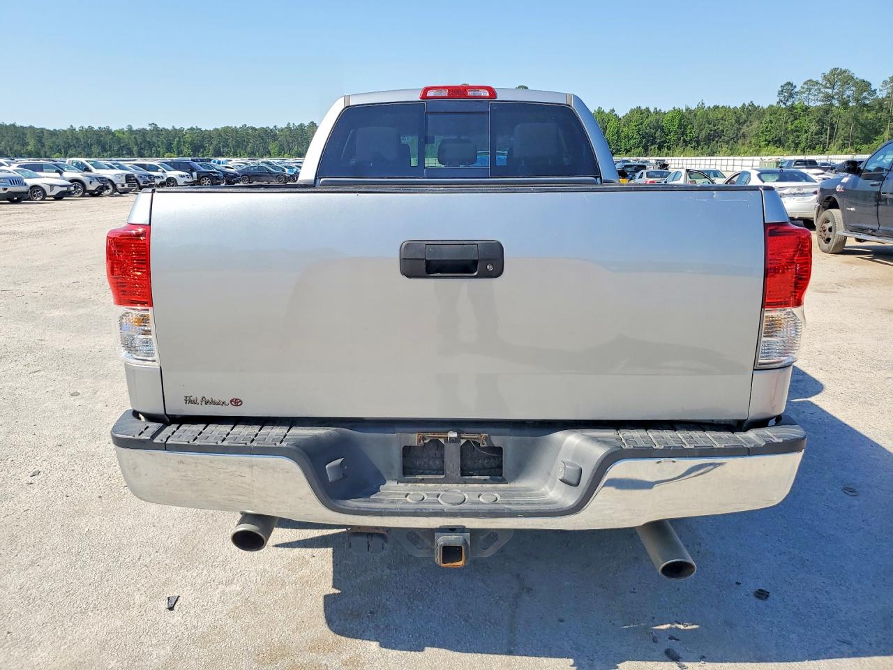 2010 Toyota Tundra Double Cab Sr5 Silver vin: 5TFRY5F11AX077563