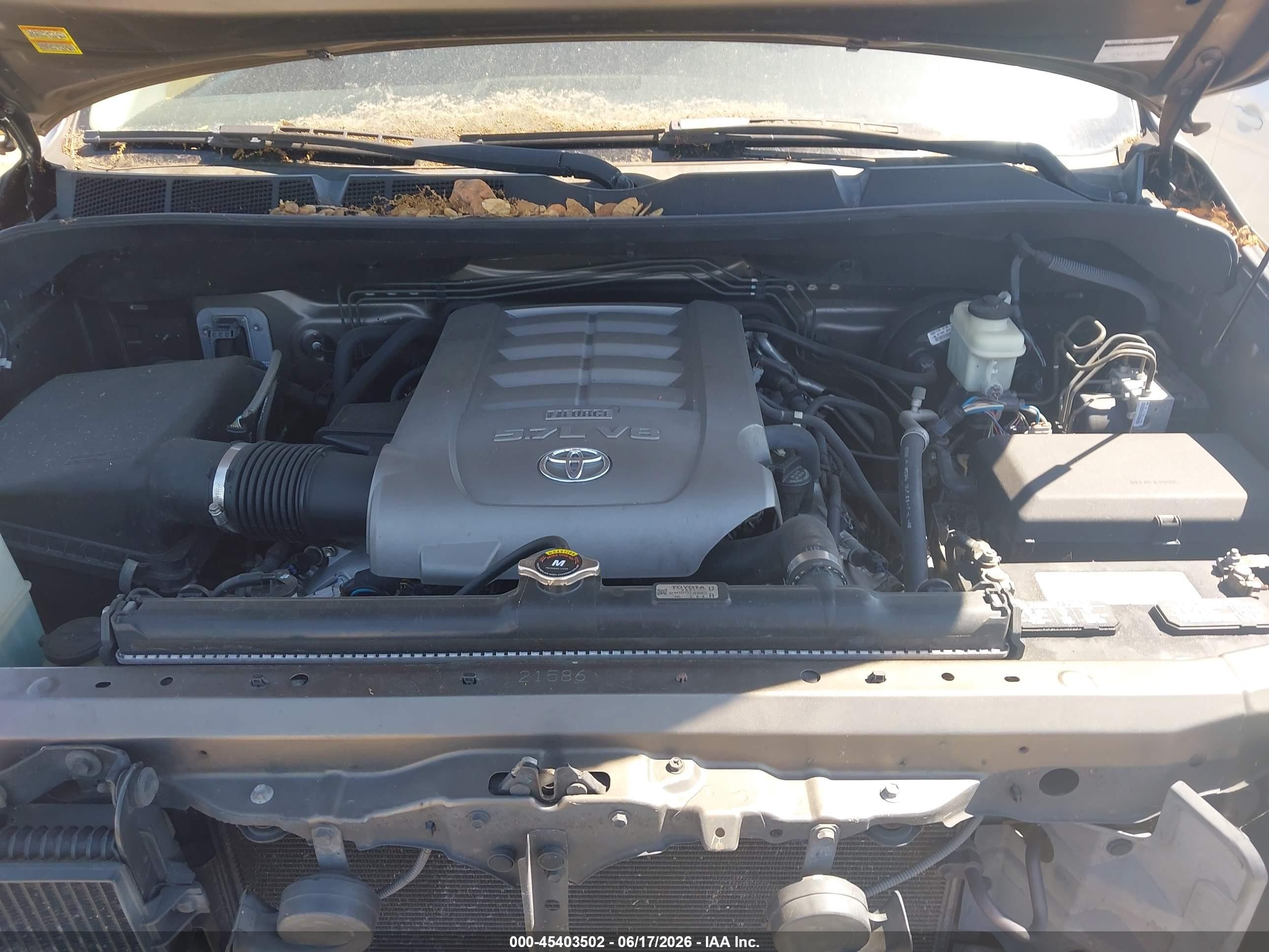 2010 Toyota Tundra Grade 5.7l V8 Серый vin: 5TFRY5F11AX080320