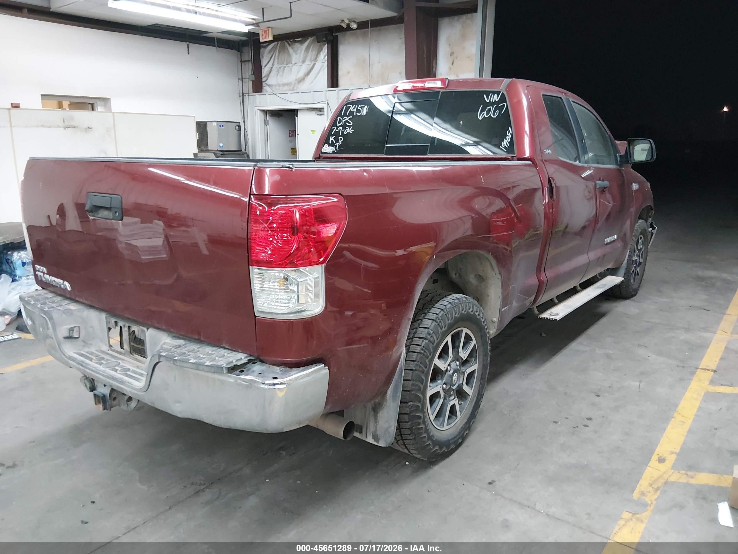 2010 Toyota Tundra Grade 5.7l V8 Burgundy vin: 5TFRY5F11AX086067