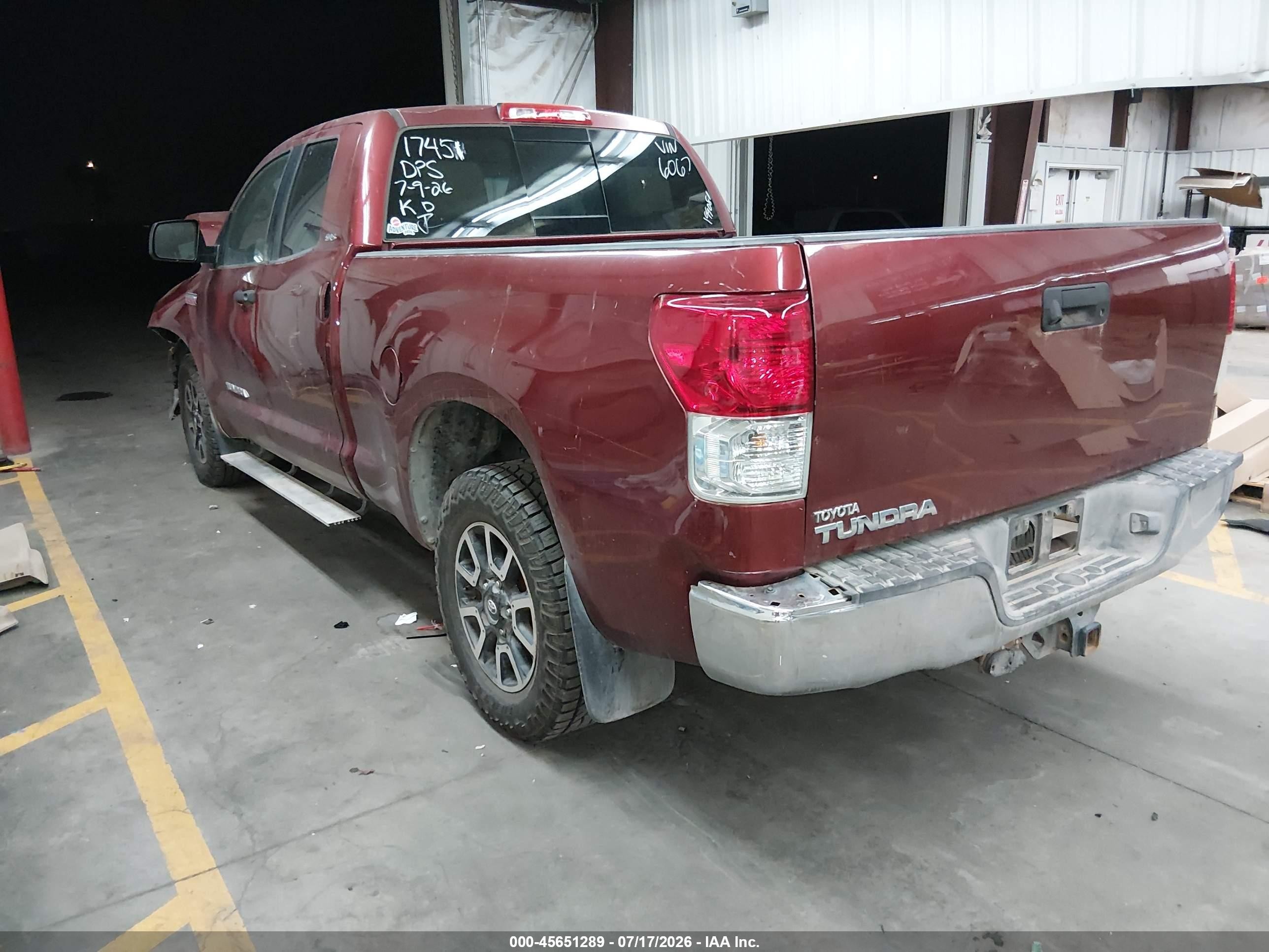 2010 Toyota Tundra Grade 5.7l V8 Burgundy vin: 5TFRY5F11AX086067
