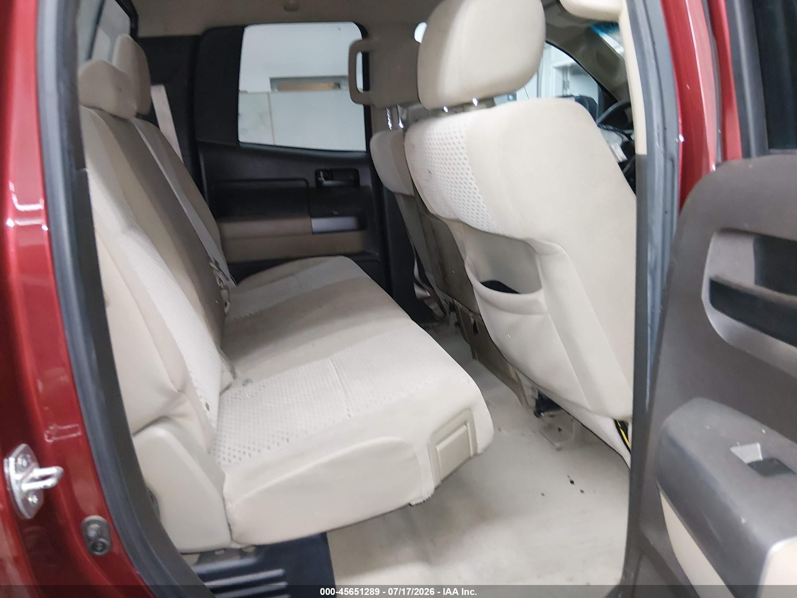2010 Toyota Tundra Grade 5.7l V8 Burgundy vin: 5TFRY5F11AX086067