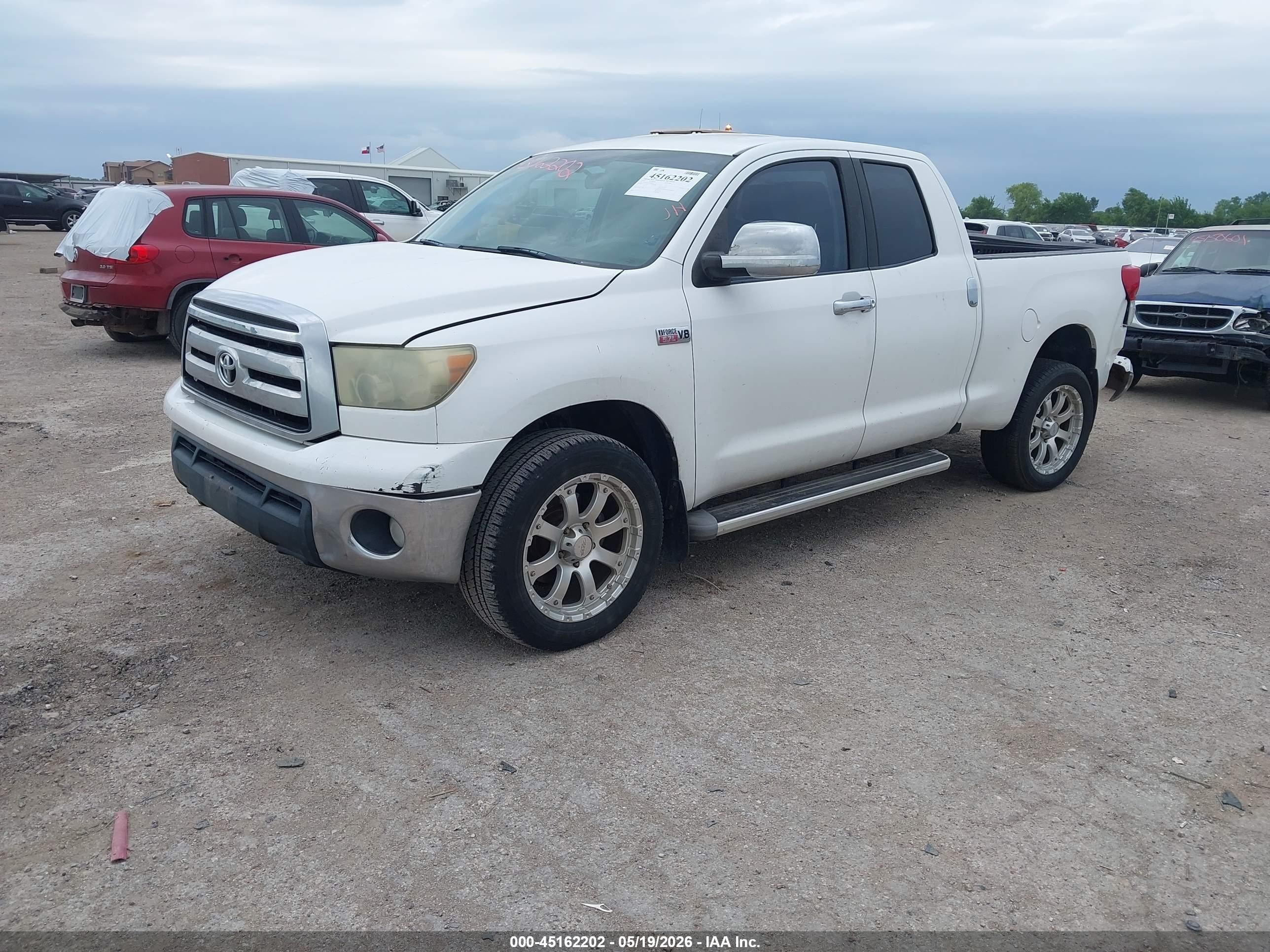 2010 Toyota Tundra Grade 5.7l V8 White vin: 5TFRY5F11AX090054