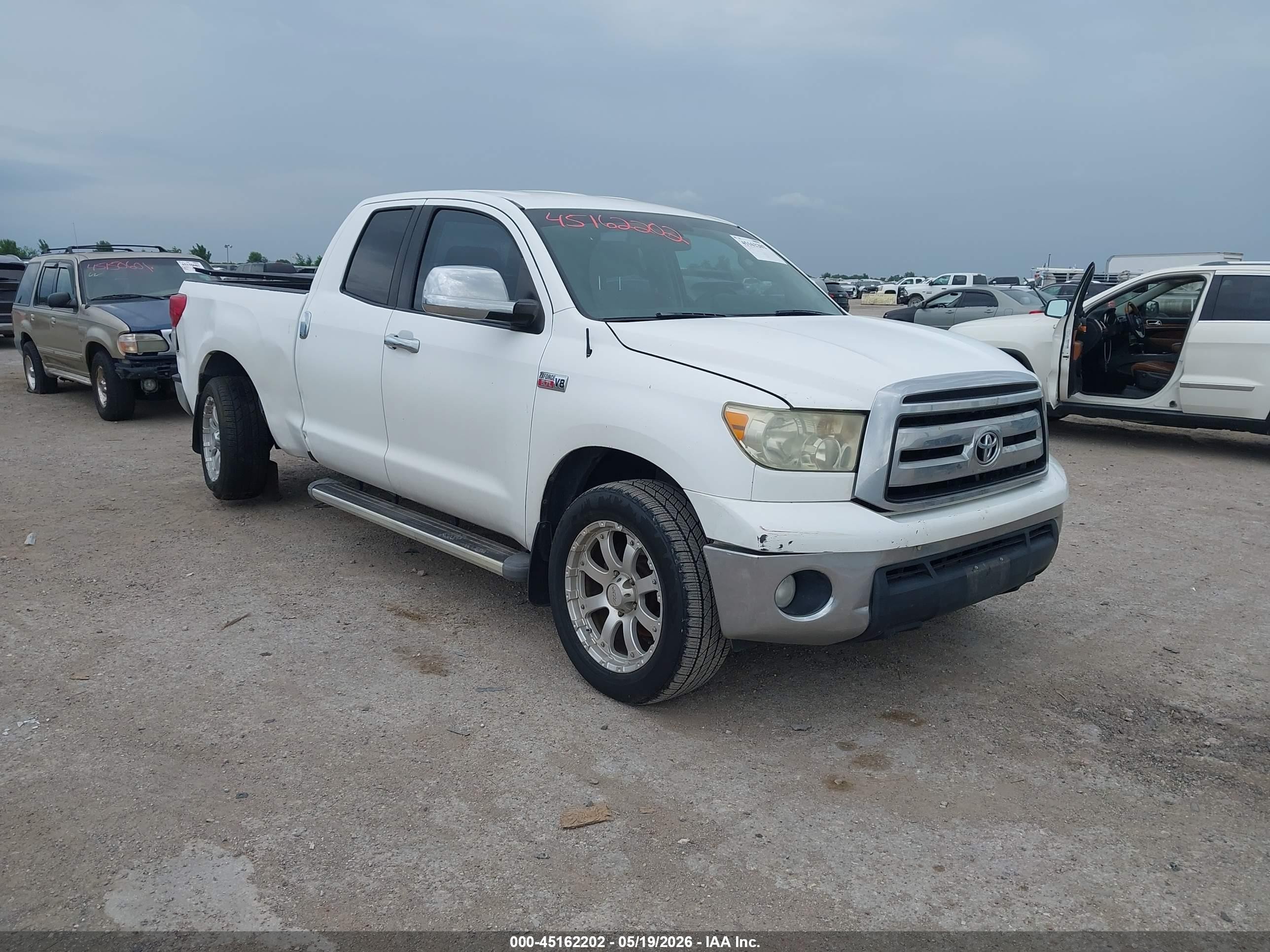 2010 Toyota Tundra Grade 5.7l V8 White vin: 5TFRY5F11AX090054