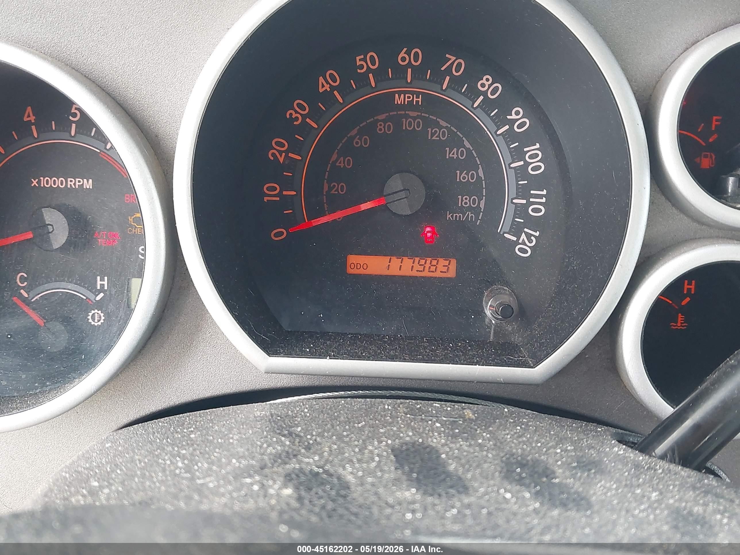 2010 Toyota Tundra Grade 5.7l V8 White vin: 5TFRY5F11AX090054