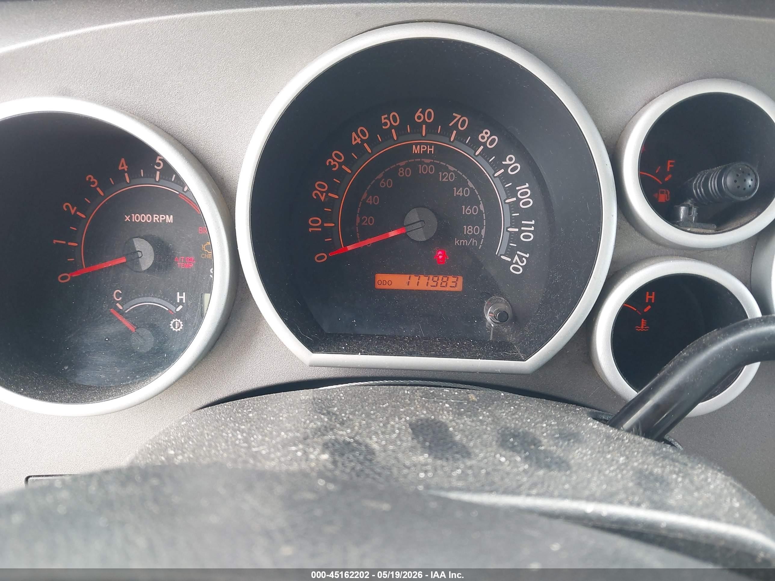 2010 Toyota Tundra Grade 5.7l V8 White vin: 5TFRY5F11AX090054