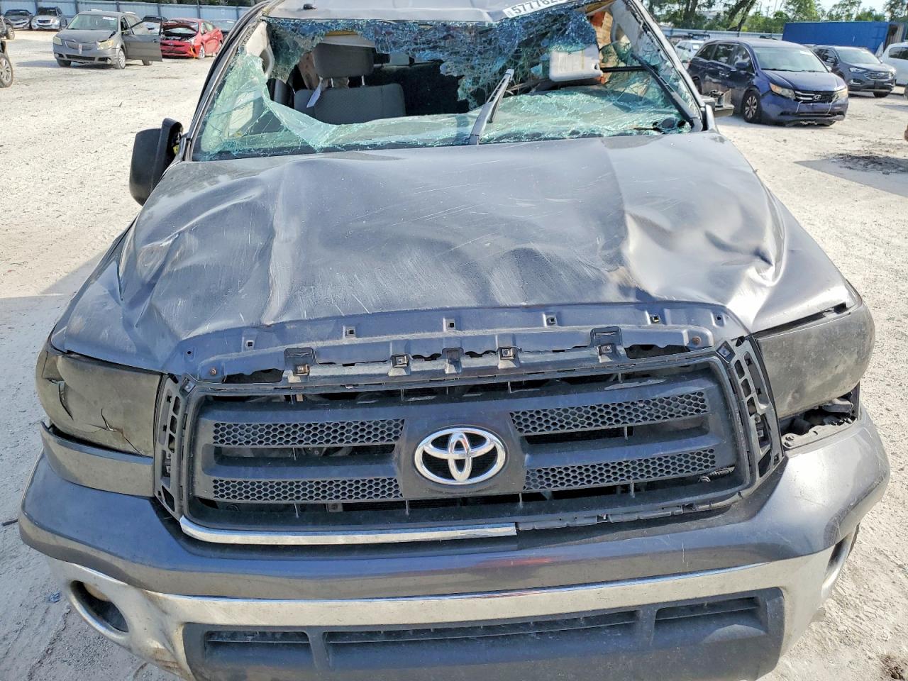 2011 Toyota Tundra Double Cab Sr5 Gray vin: 5TFRY5F11BX112975