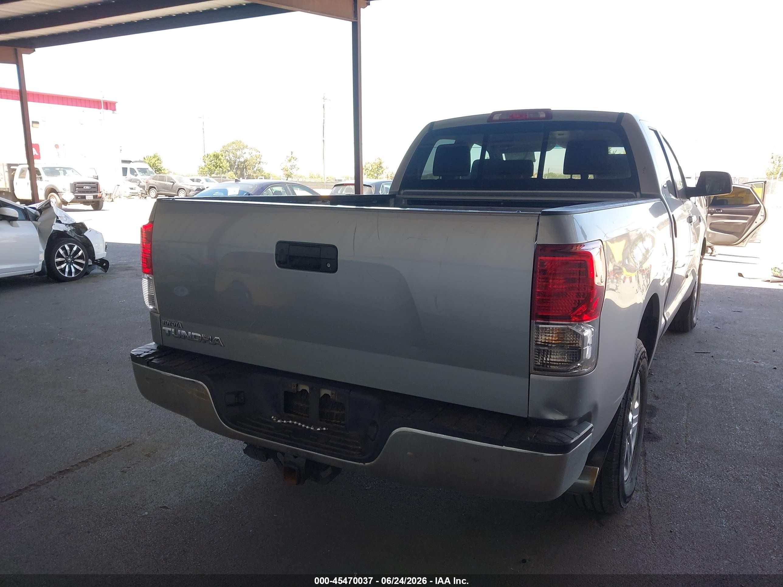 2012 Toyota Tundra Grade 5.7l V8 Silver vin: 5TFRY5F11CX119488