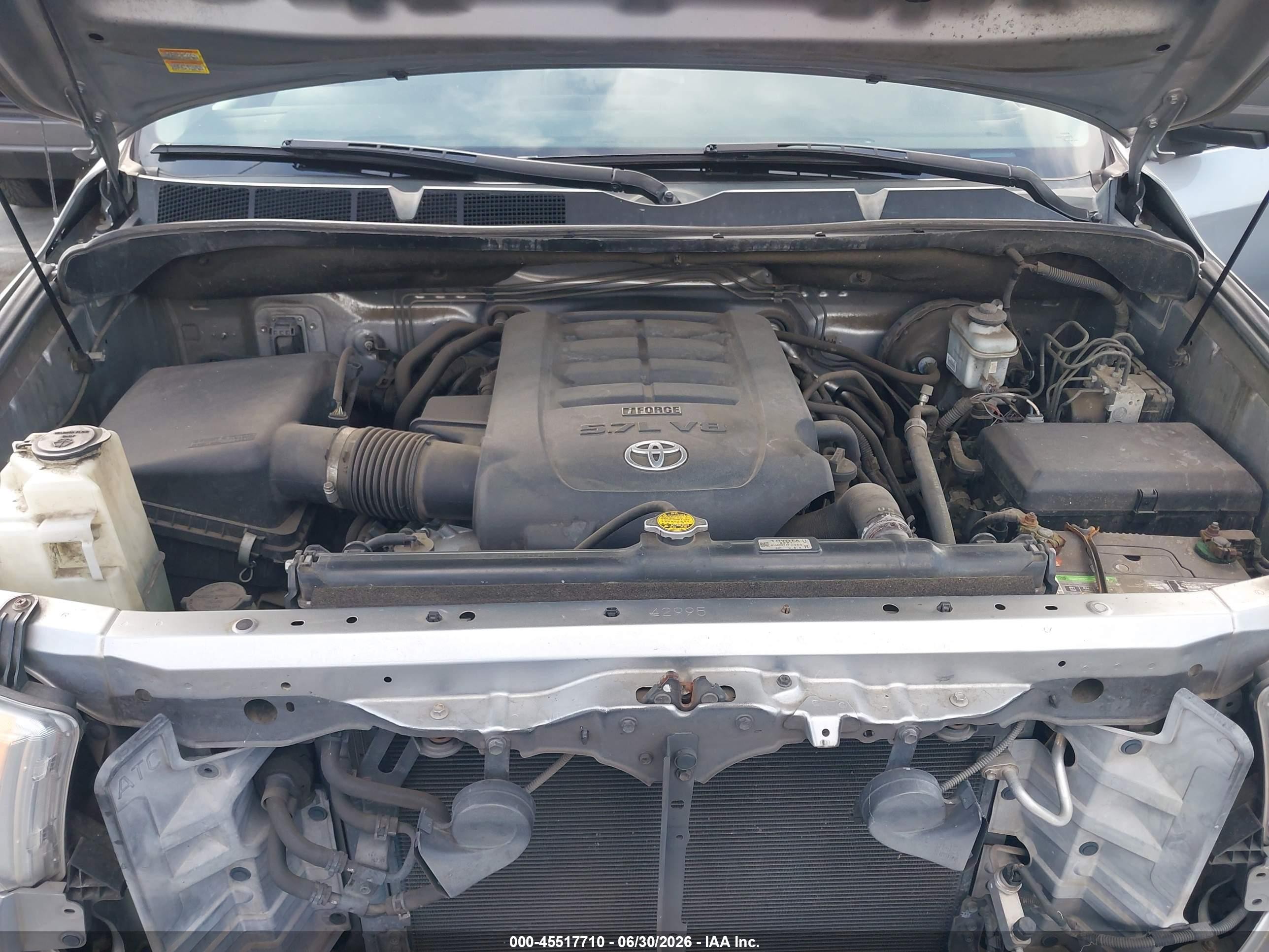 2012 Toyota Tundra Grade 5.7l V8 Silver vin: 5TFRY5F11CX125758