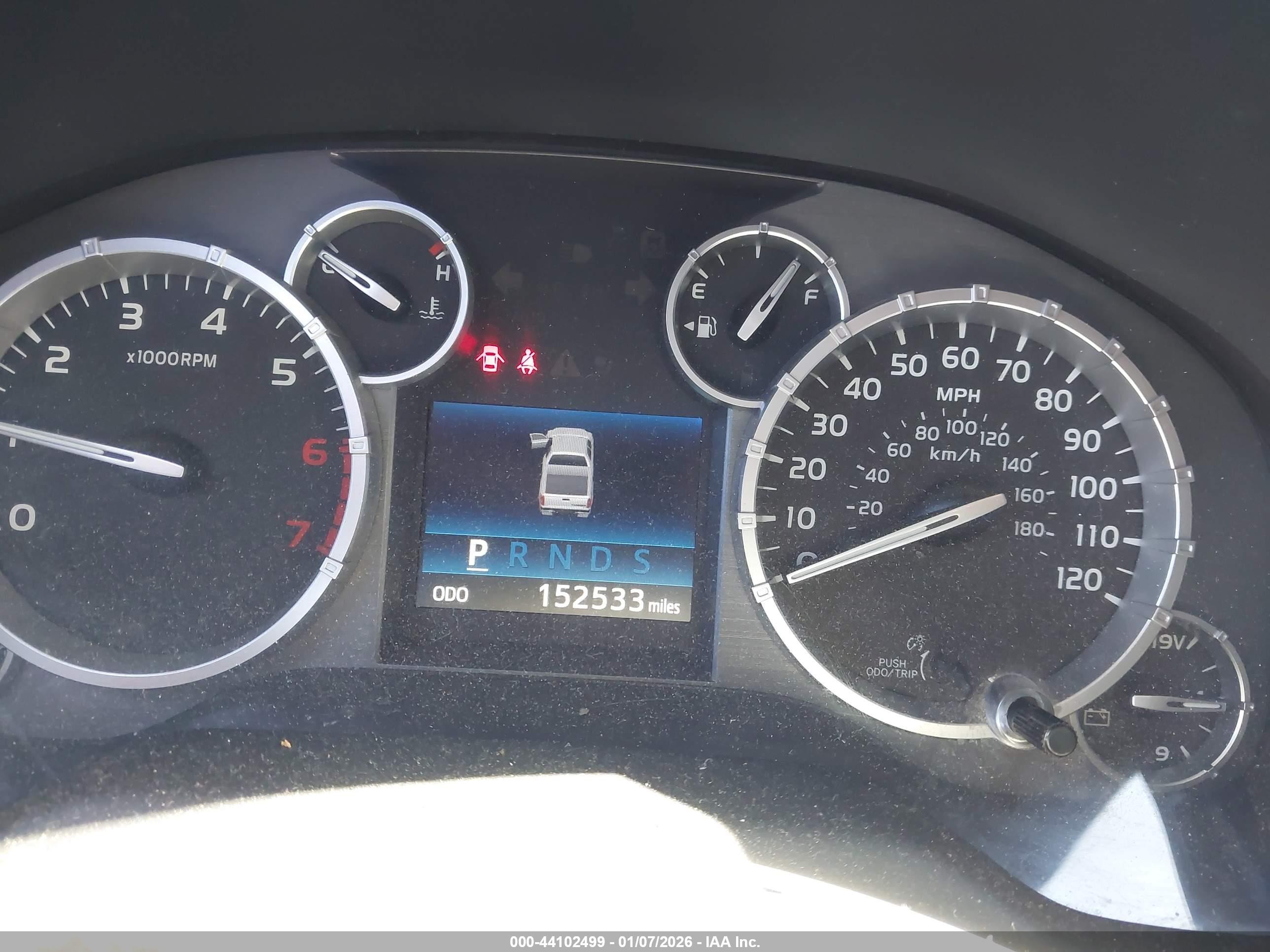 2014 Toyota Tundra Sr5 5.7l V8 White vin: 5TFRY5F11EX168578