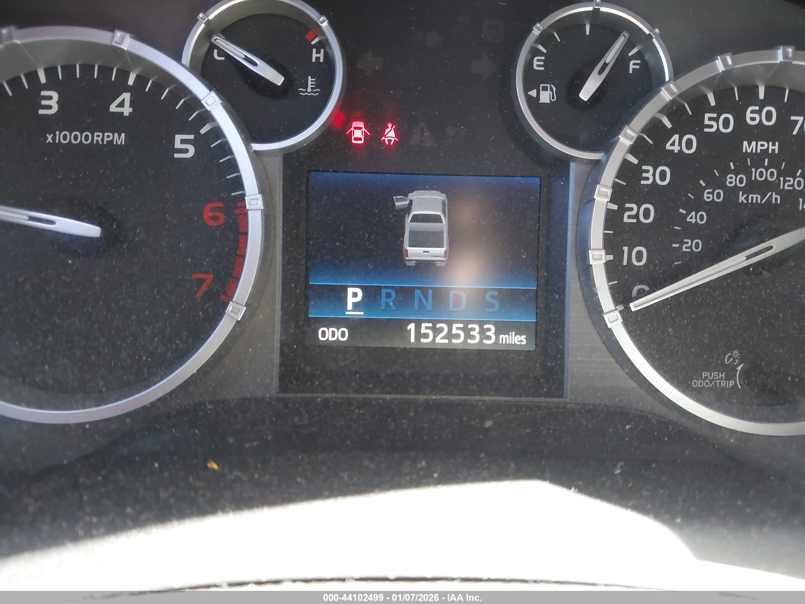 2014 Toyota Tundra Sr5 5.7l V8 White vin: 5TFRY5F11EX168578
