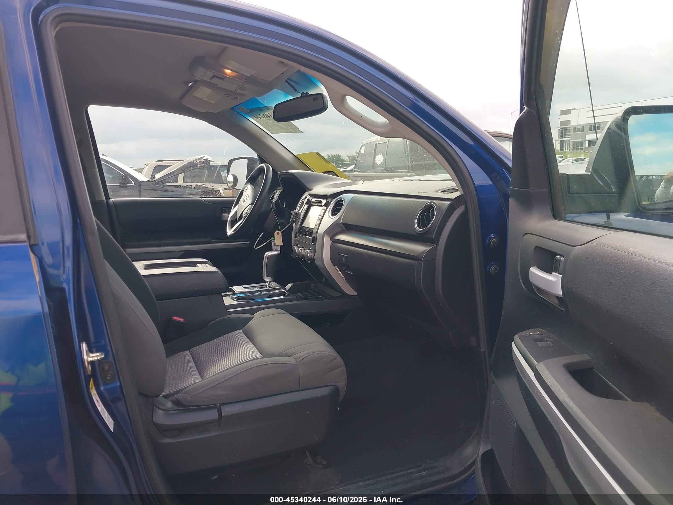 2015 Toyota Tundra Sr5 5.7l V8 Blue vin: 5TFRY5F11FX182725
