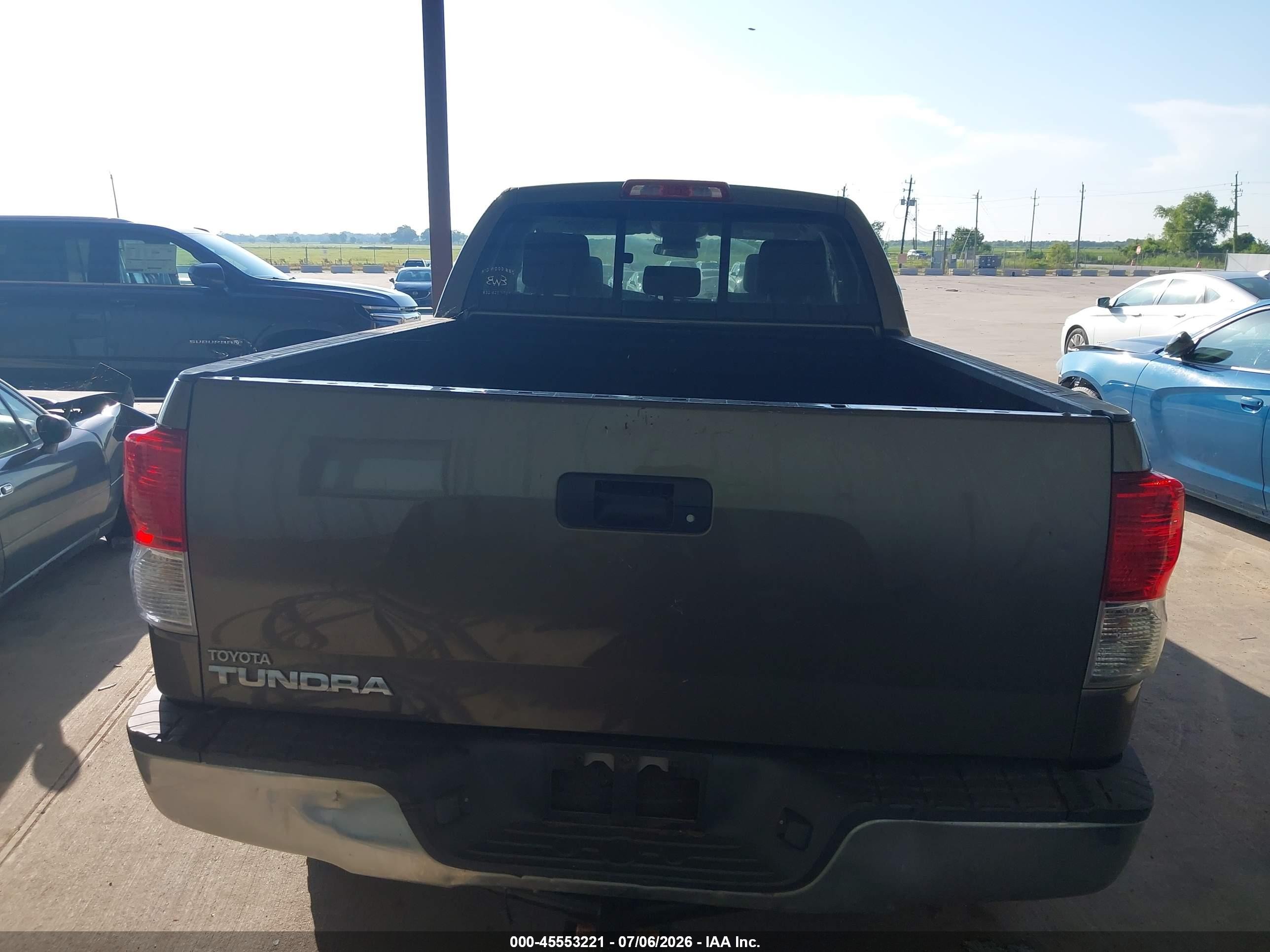 2010 Toyota Tundra Grade 5.7l V8 Tan vin: 5TFRY5F12AX075420