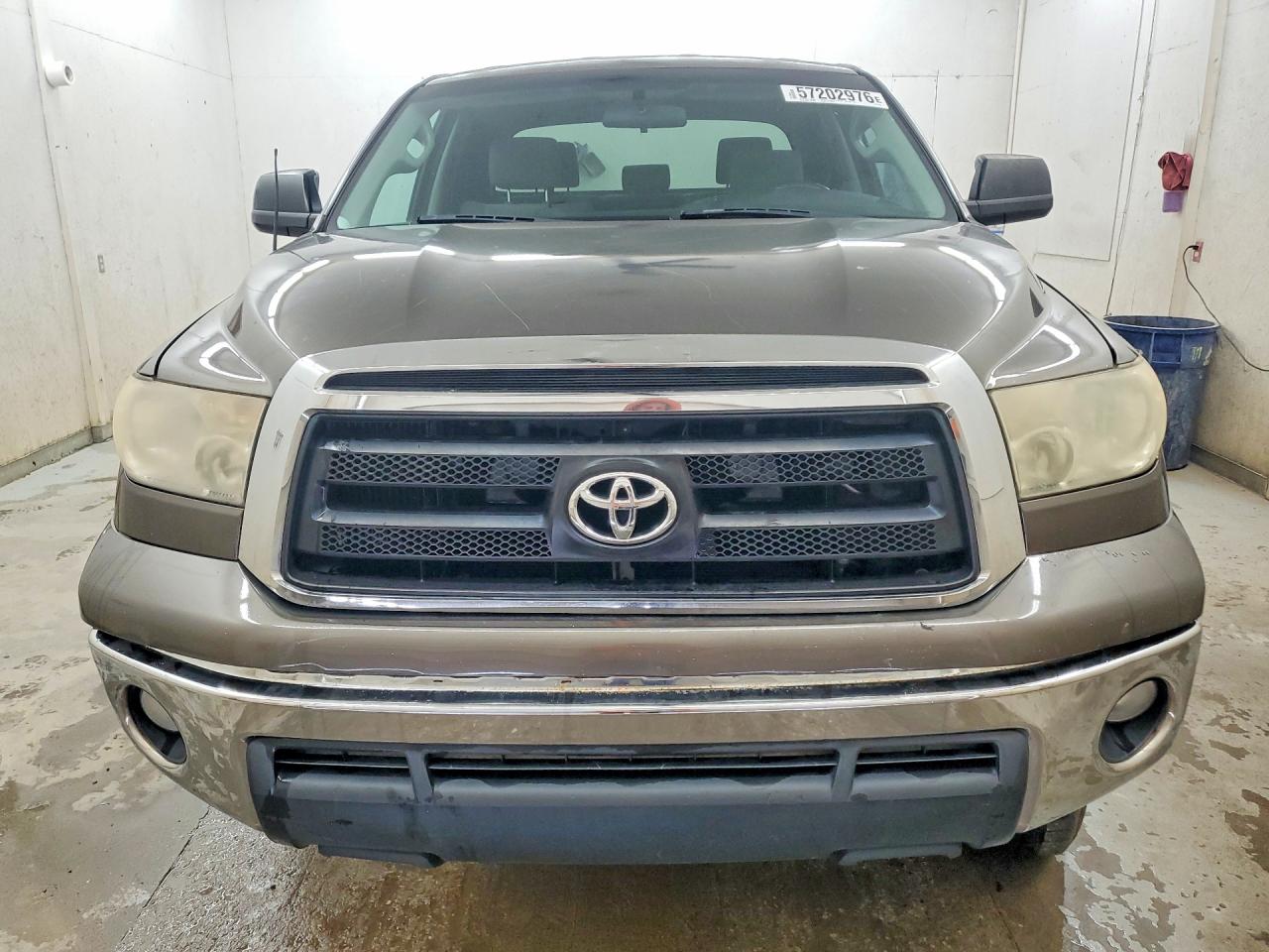 2010 Toyota Tundra Double Cab Sr5 Tan vin: 5TFRY5F12AX075899