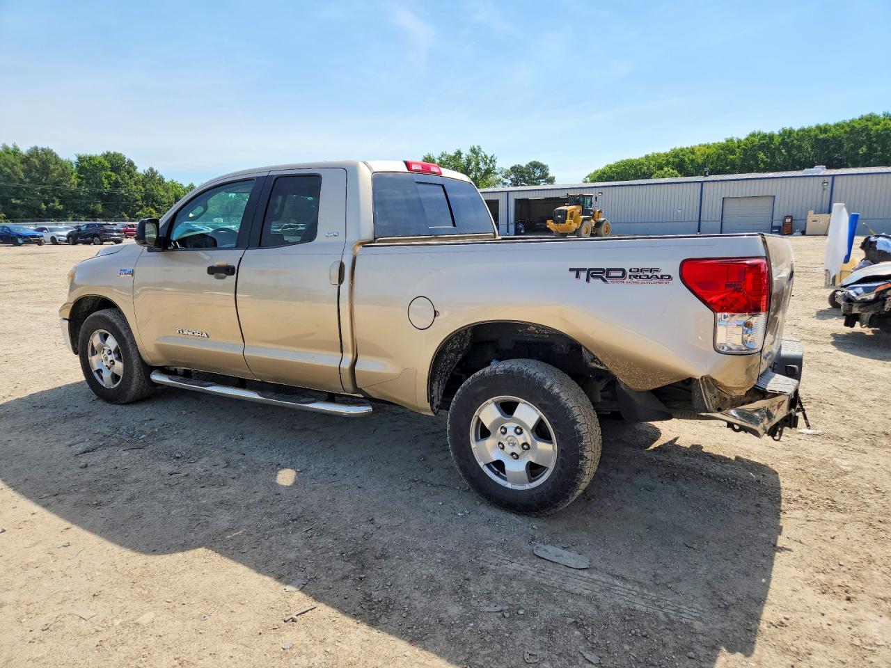 2010 Toyota Tundra Gold vin: 5TFRY5F12AX082769