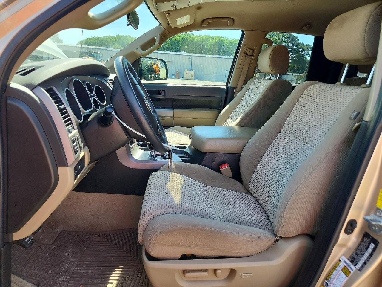 2010 Toyota Tundra Gold vin: 5TFRY5F12AX082769