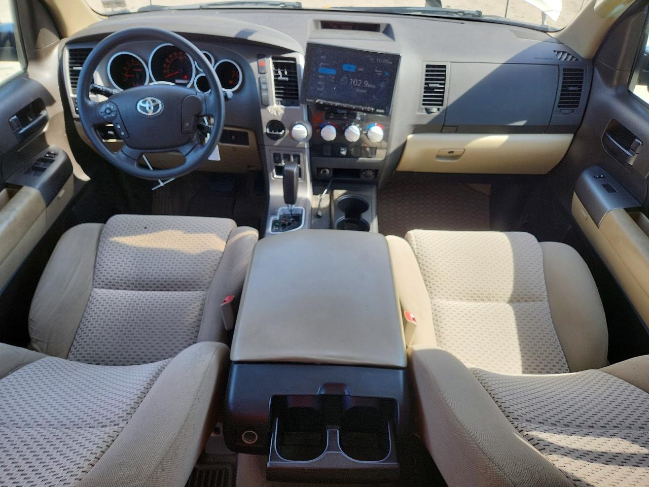 2010 Toyota Tundra Gold vin: 5TFRY5F12AX082769