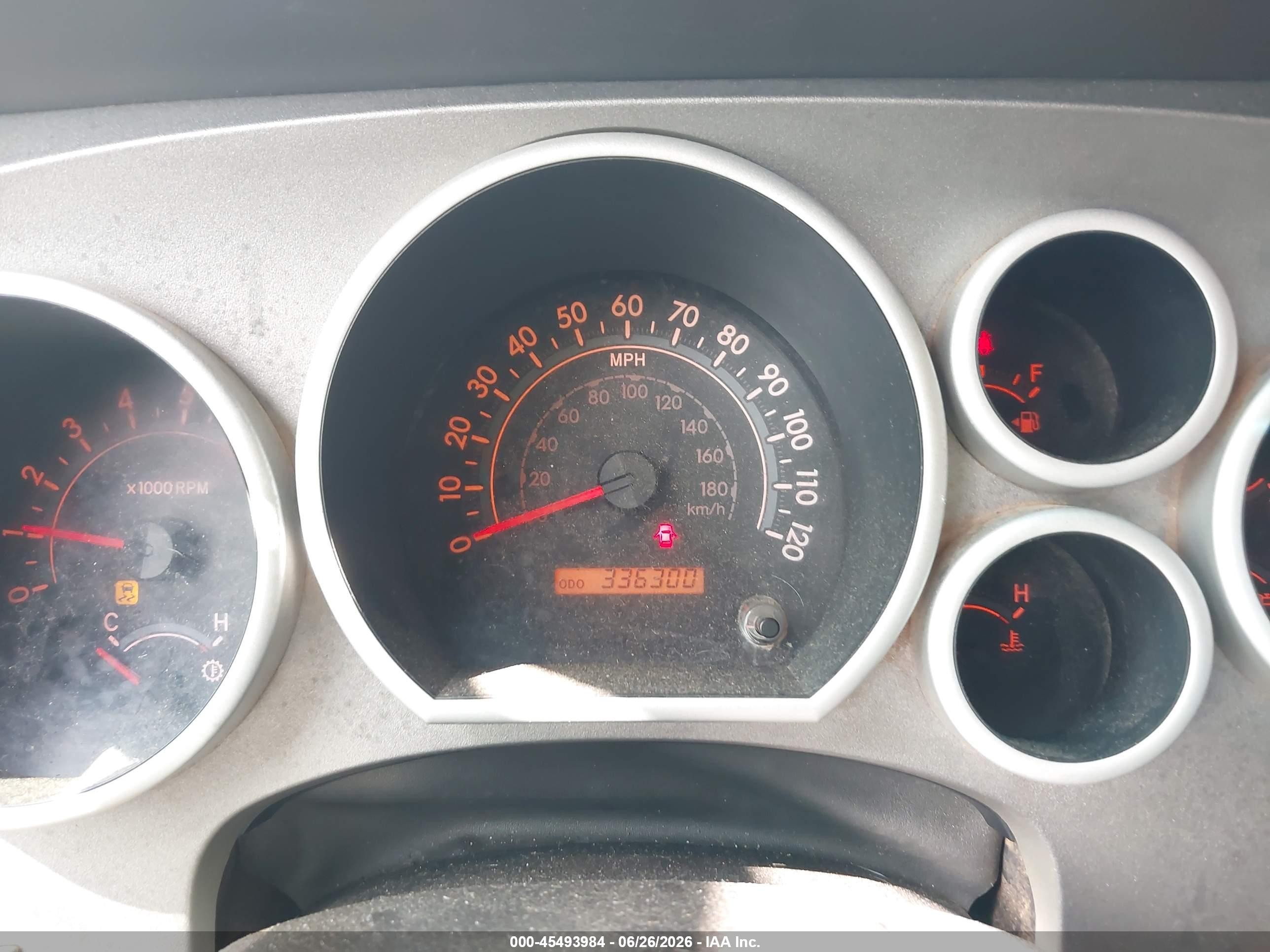 2011 Toyota Tundra Grade 5.7l V8 Белый vin: 5TFRY5F12BX103525