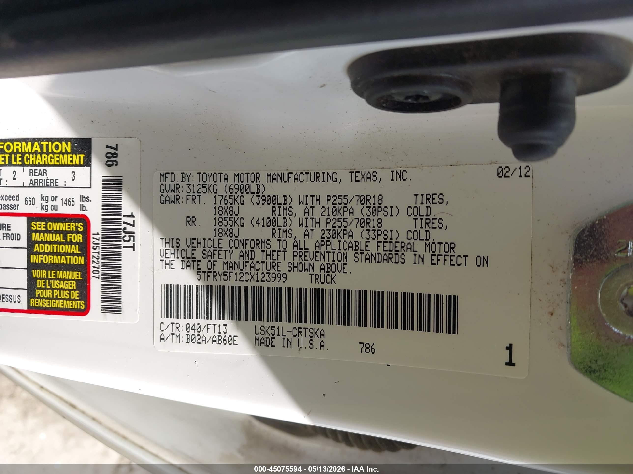 2012 Toyota Tundra Grade 5.7l V8 White vin: 5TFRY5F12CX123999
