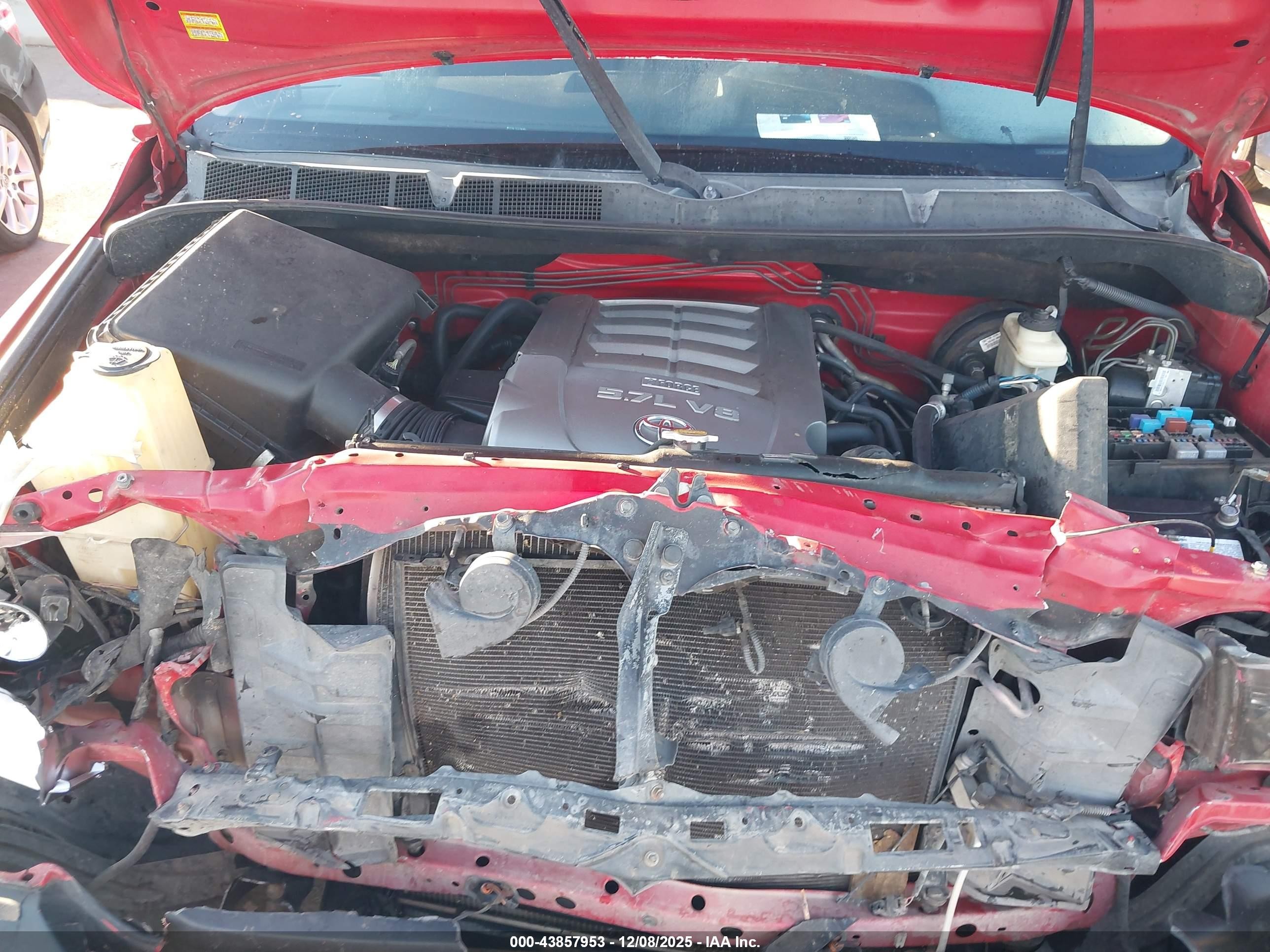 2010 Toyota Tundra Grade 5.7l V8 Red vin: 5TFRY5F13AX078195