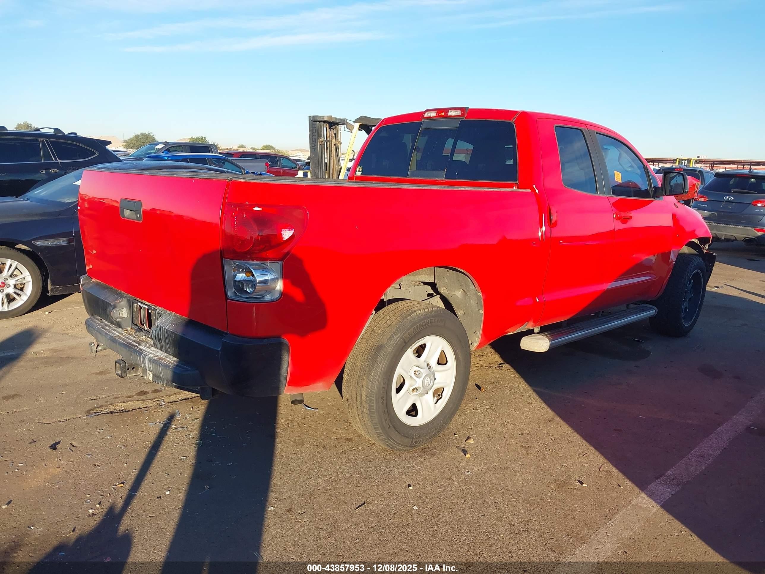 2010 Toyota Tundra Grade 5.7l V8 Red vin: 5TFRY5F13AX078195