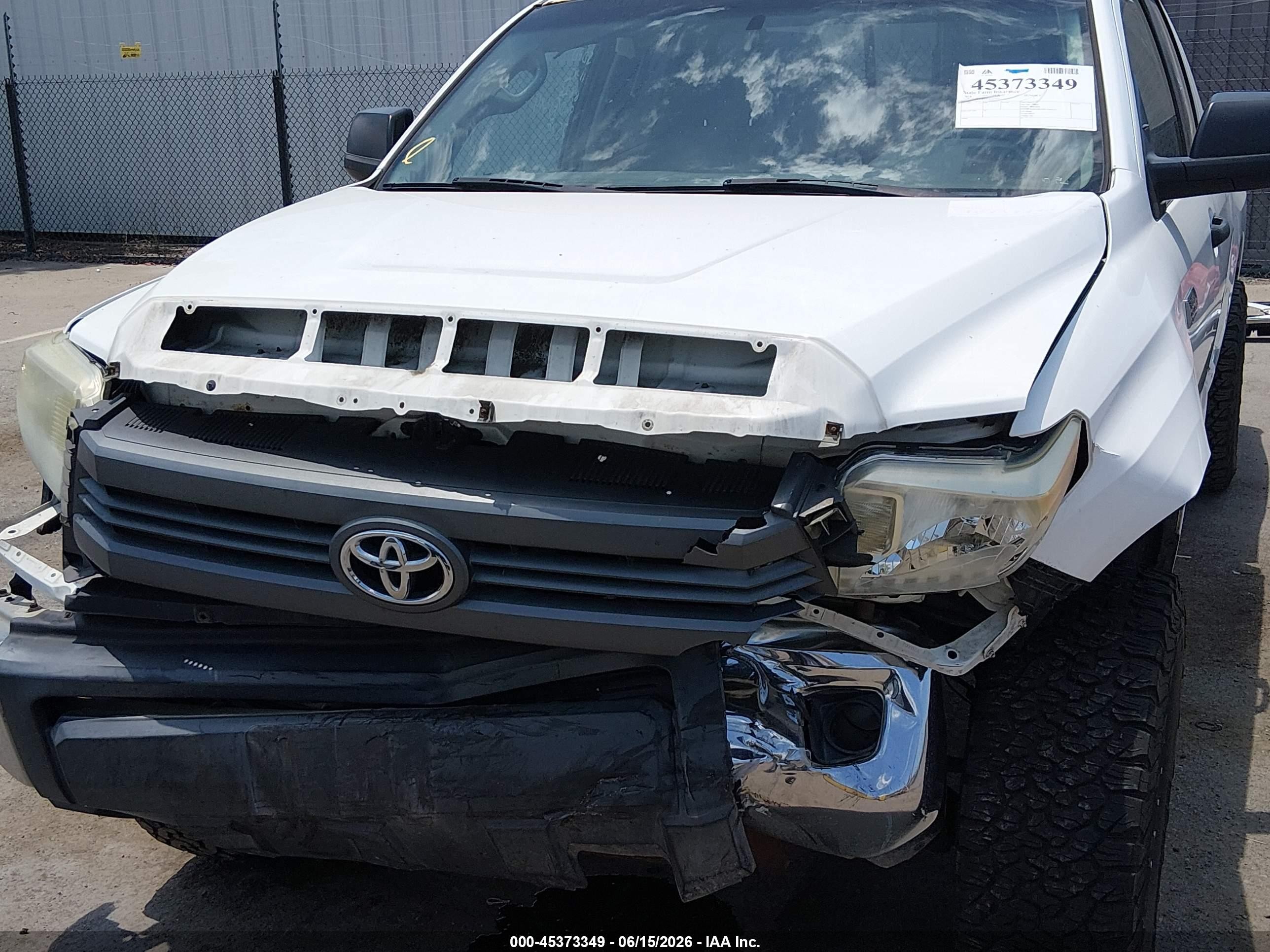 2014 Toyota Tundra Sr5 5.7l V8 Белый vin: 5TFRY5F13EX147585