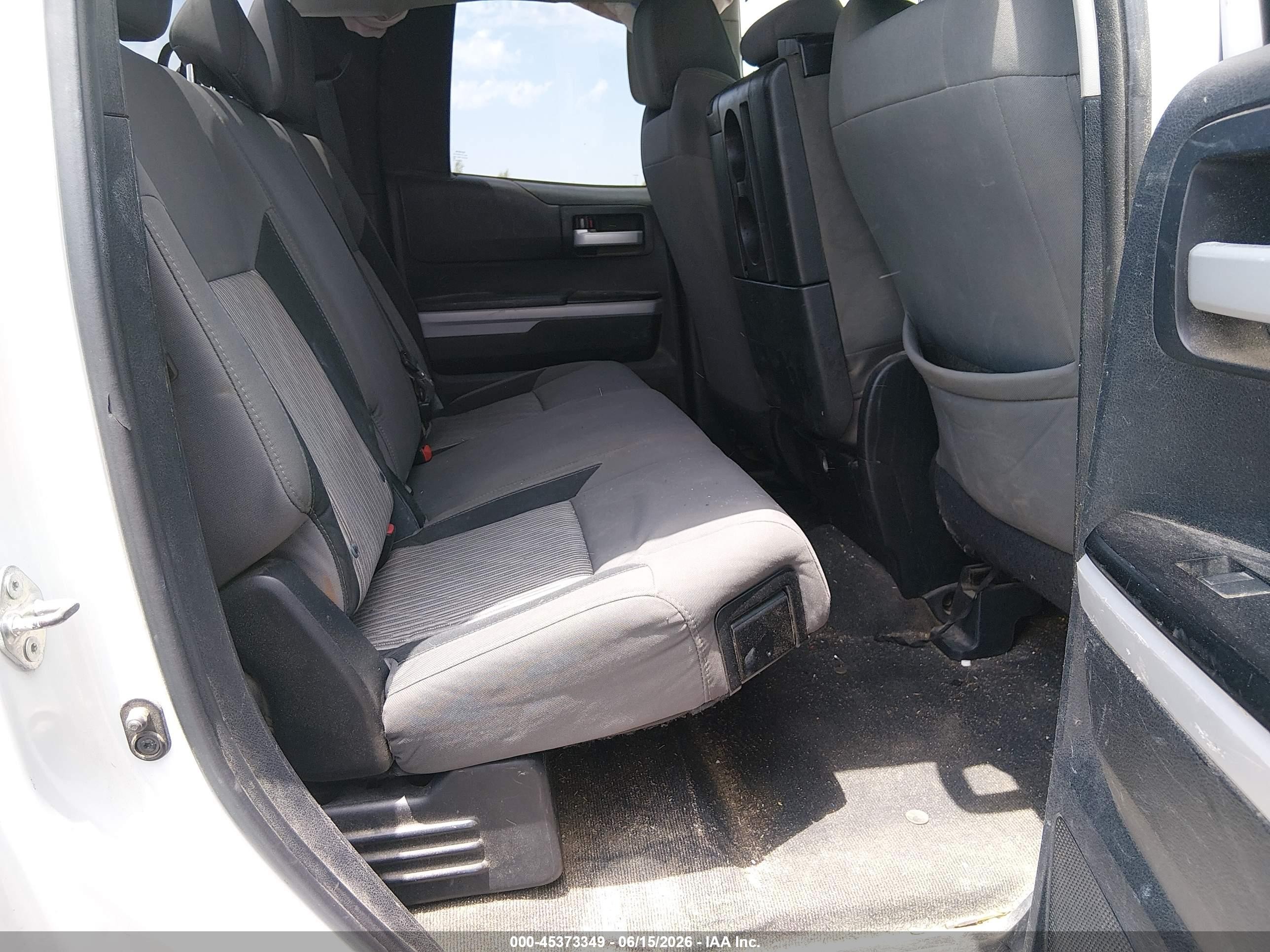 2014 Toyota Tundra Sr5 5.7l V8 Белый vin: 5TFRY5F13EX147585
