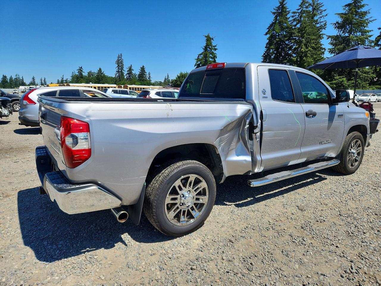 2014 Toyota Tundra Sr5 Silver vin: 5TFRY5F13EX170171