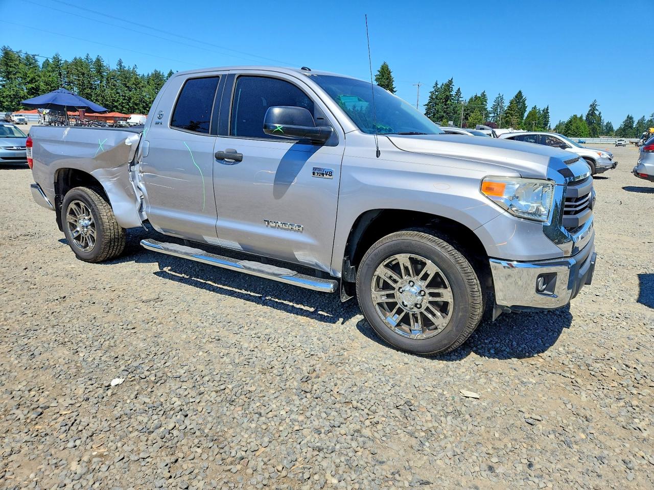 2014 Toyota Tundra Sr5 Silver vin: 5TFRY5F13EX170171