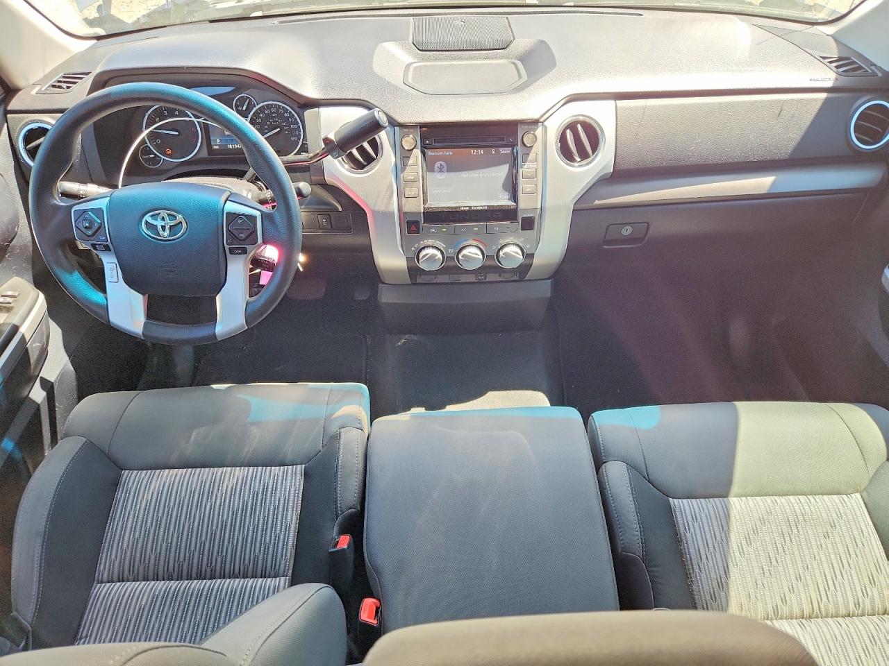 2014 Toyota Tundra Sr5 Silver vin: 5TFRY5F13EX170171
