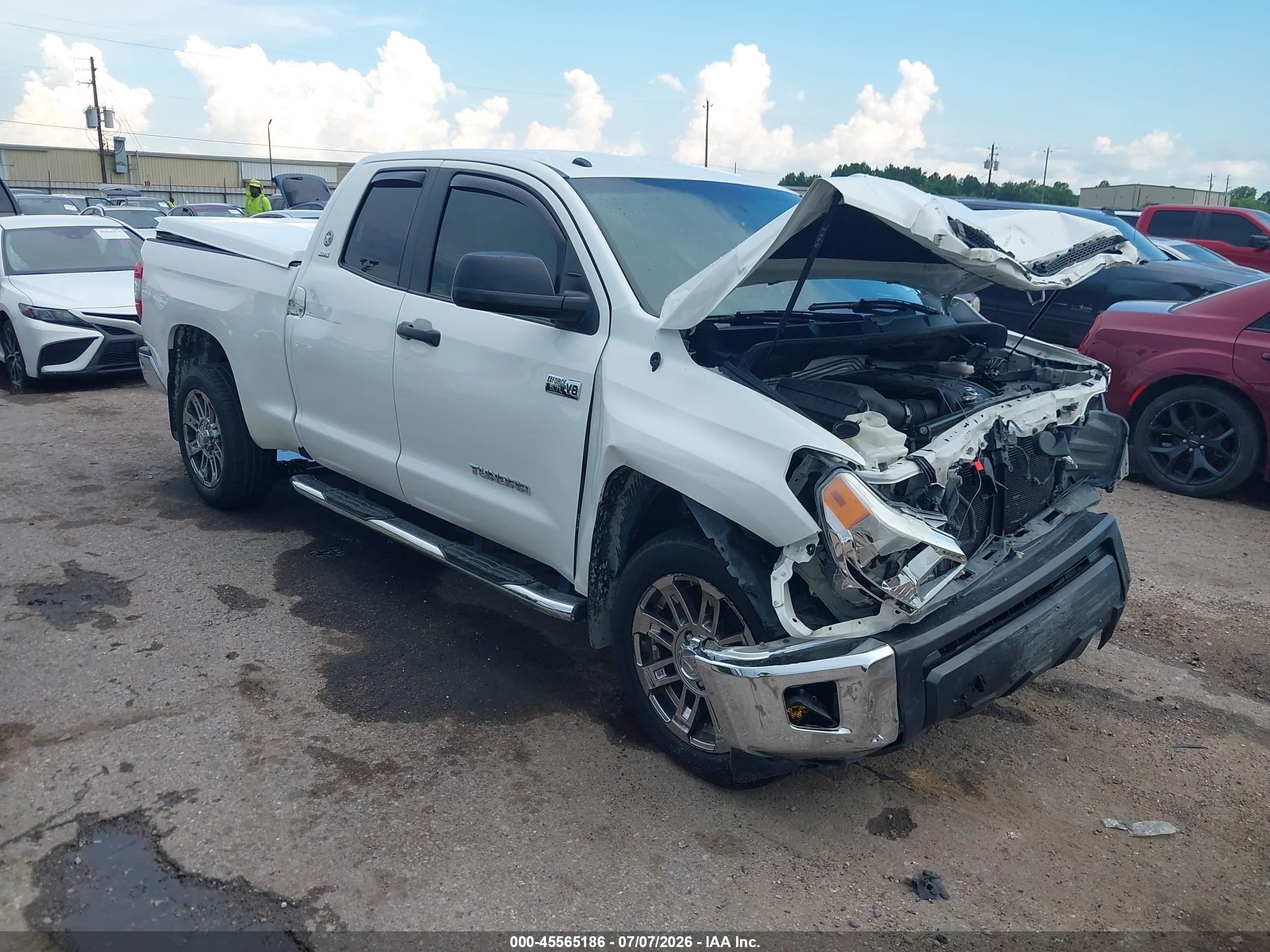 2014 Toyota Tundra Sr5 5.7l V8 White vin: 5TFRY5F14EX155095