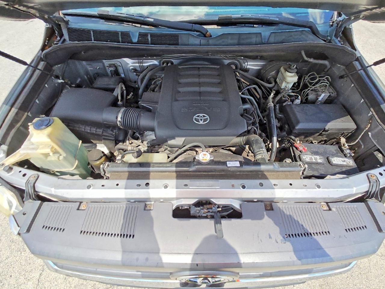 2014 Toyota Tundra Sr5 Silver vin: 5TFRY5F14EX157123