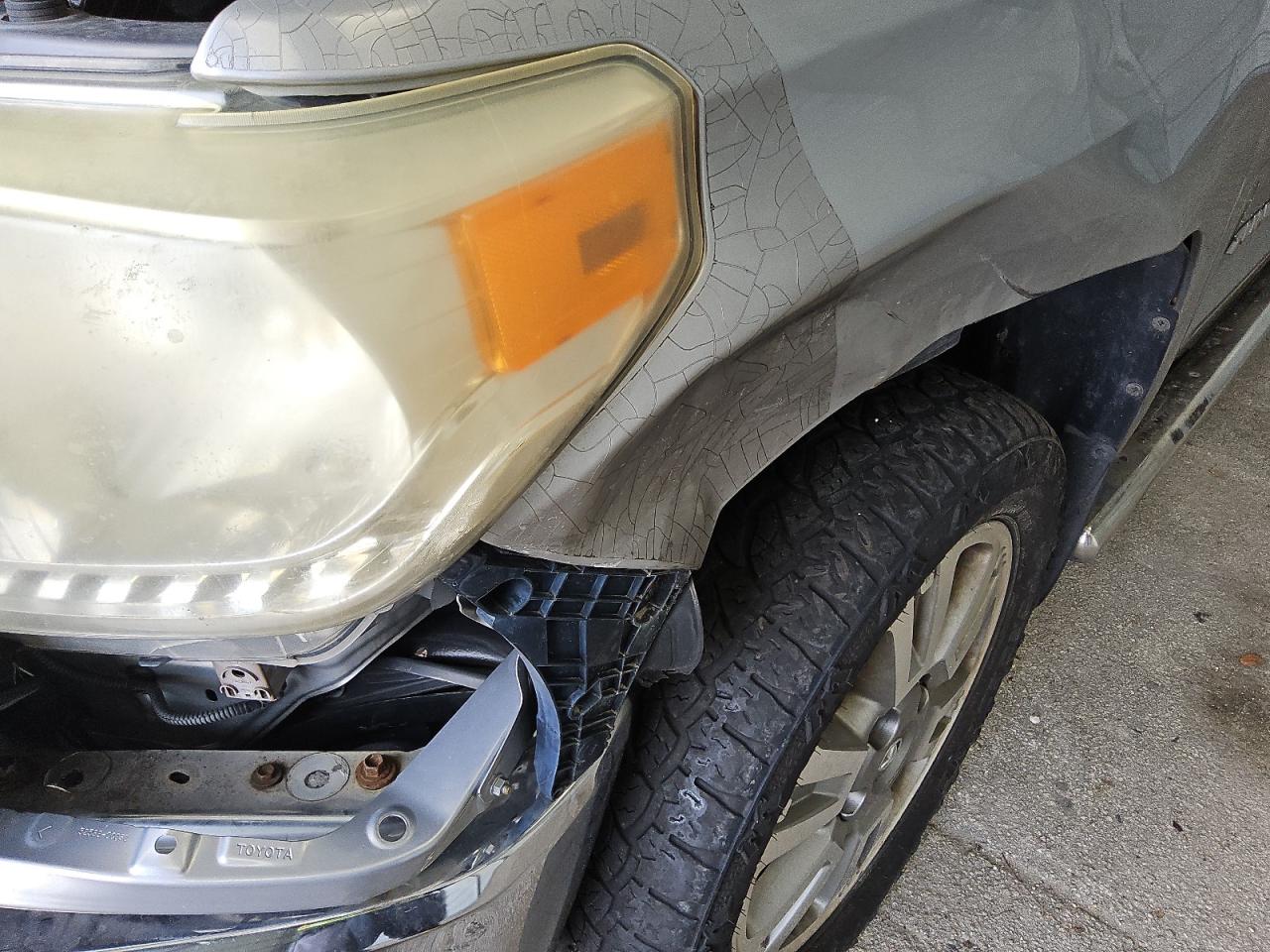 2014 Toyota Tundra Sr5 Silver vin: 5TFRY5F14EX157123 Damage: Left Front Fender, Severe Damage, Replacement Required