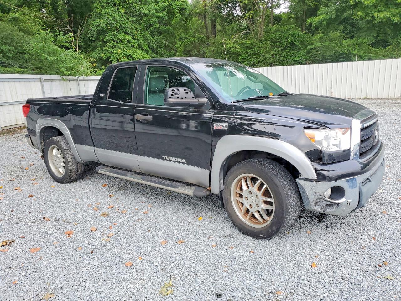 2010 Toyota Tundra Double Cab Sr5 Black vin: 5TFRY5F15AX080840