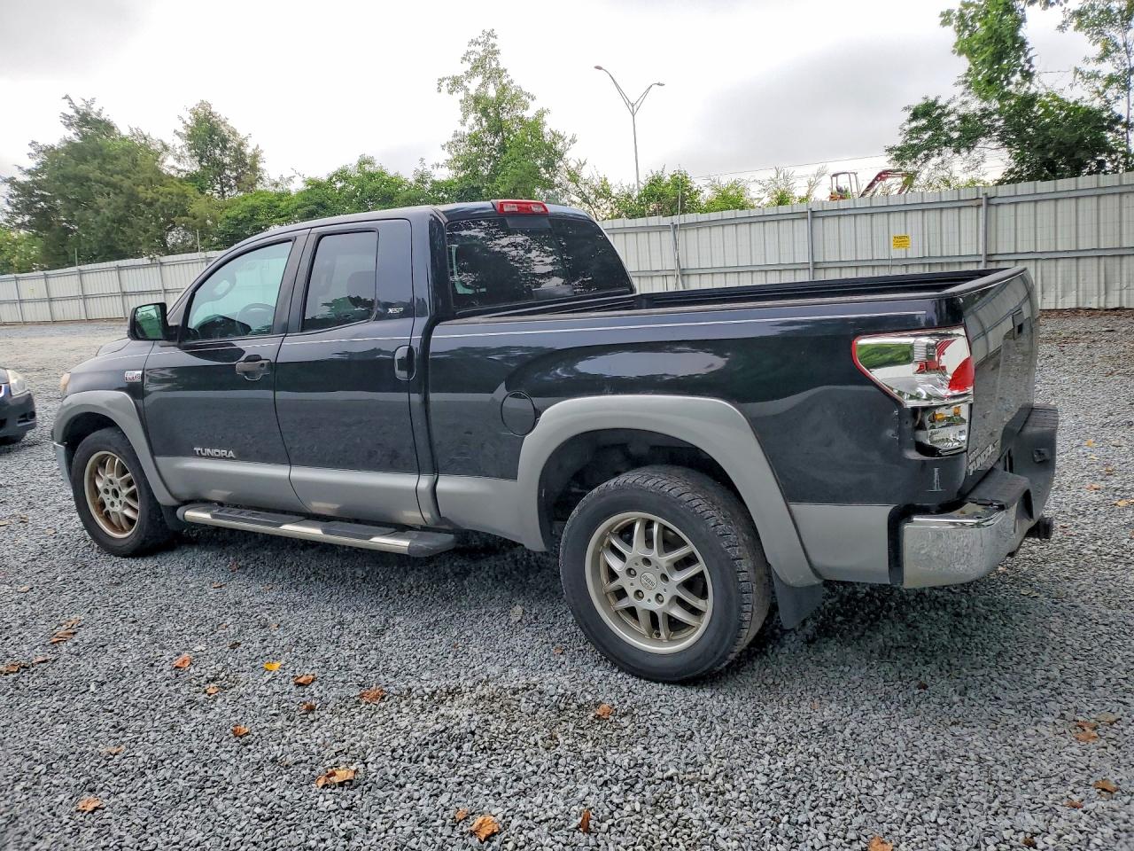 2010 Toyota Tundra Double Cab Sr5 Black vin: 5TFRY5F15AX080840