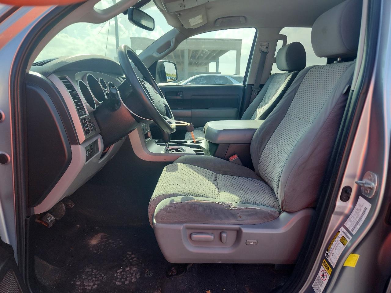 2013 Toyota Tundra Double Cab Sr5 Серебряный vin: 5TFRY5F15DX140457
