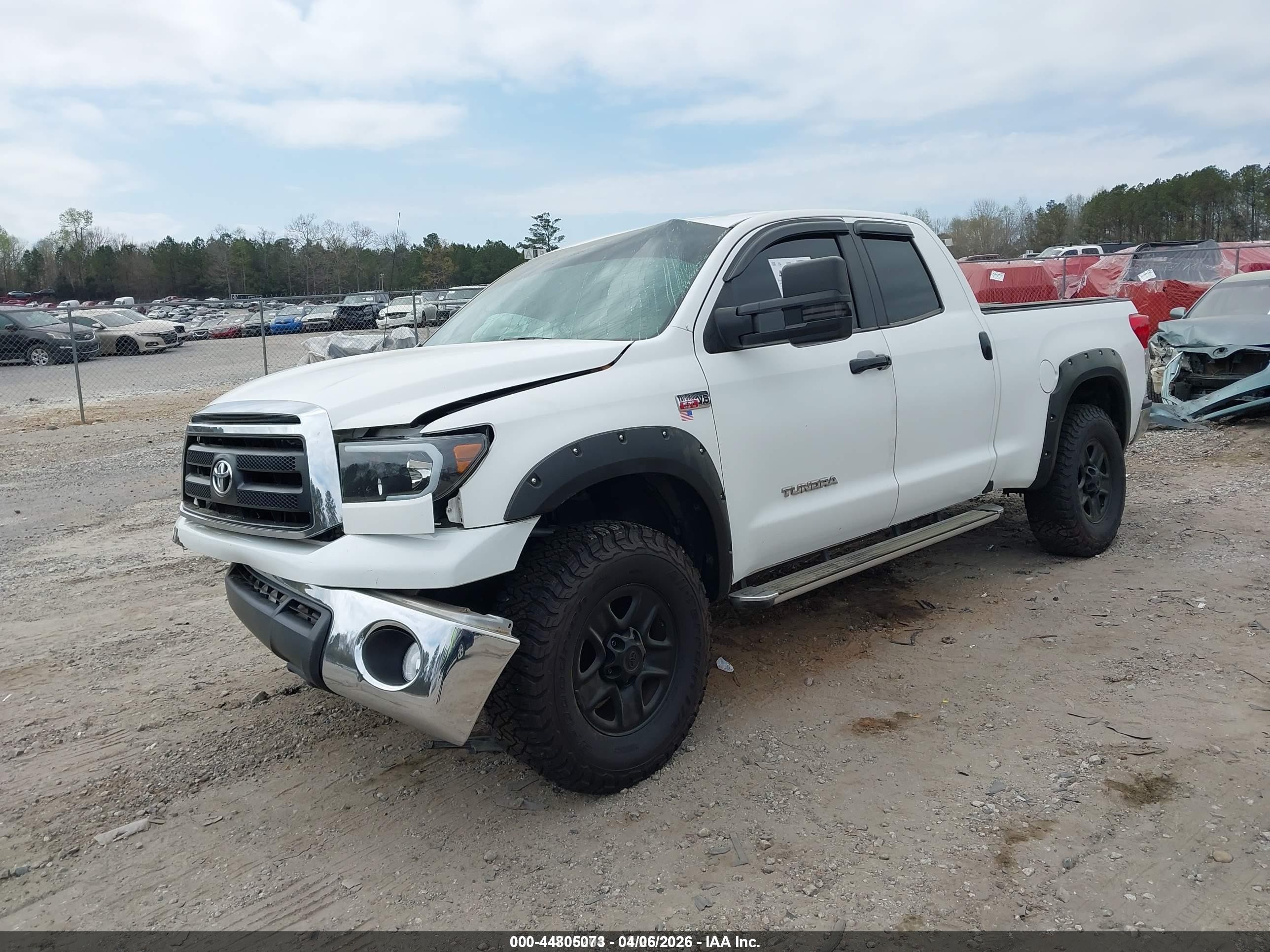 2010 Toyota Tundra Grade 5.7l V8 Белый vin: 5TFRY5F16AX083083