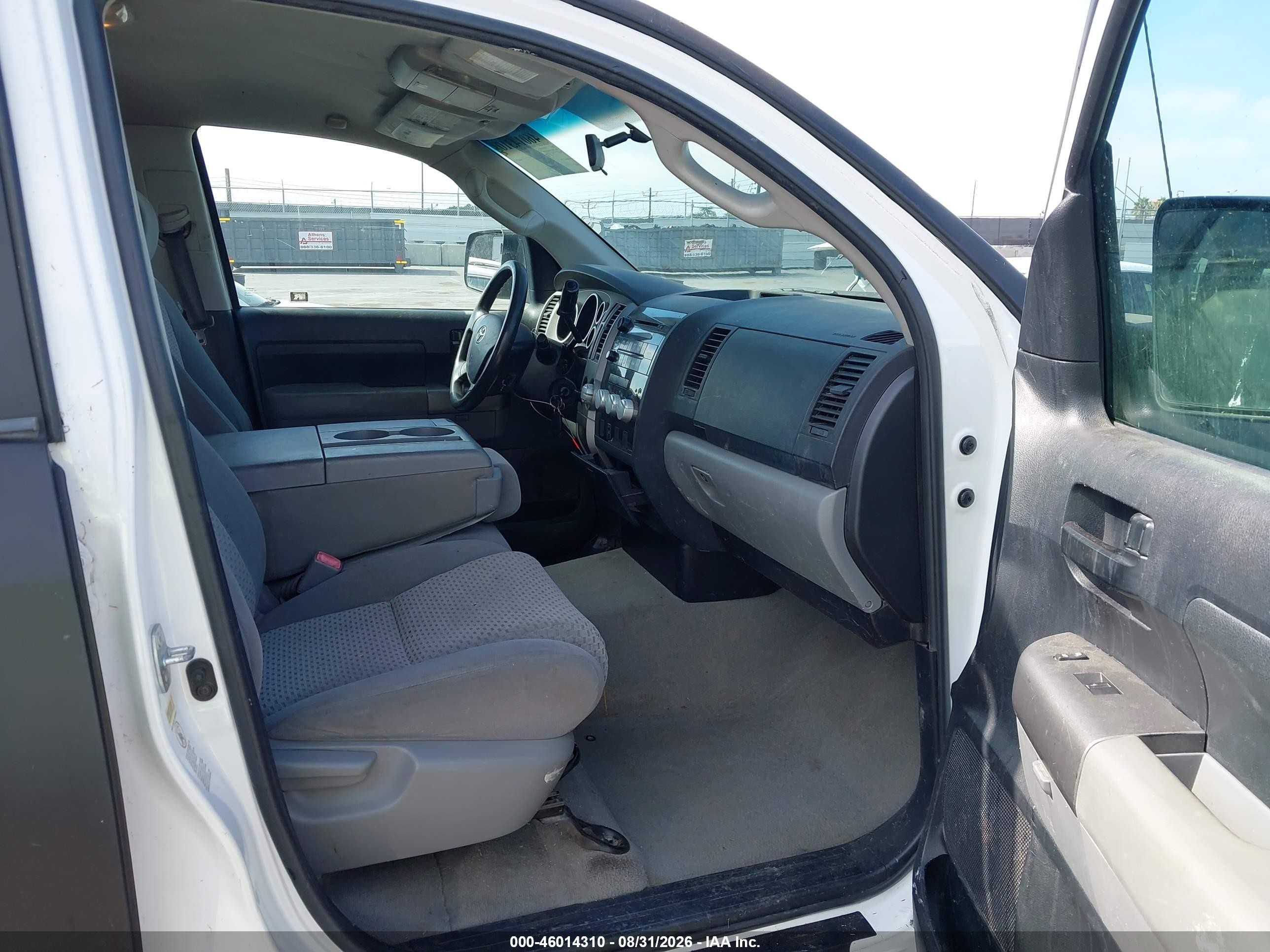 2011 Toyota Tundra Grade 5.7l V8 Black vin: 5TFRY5F16BX102474