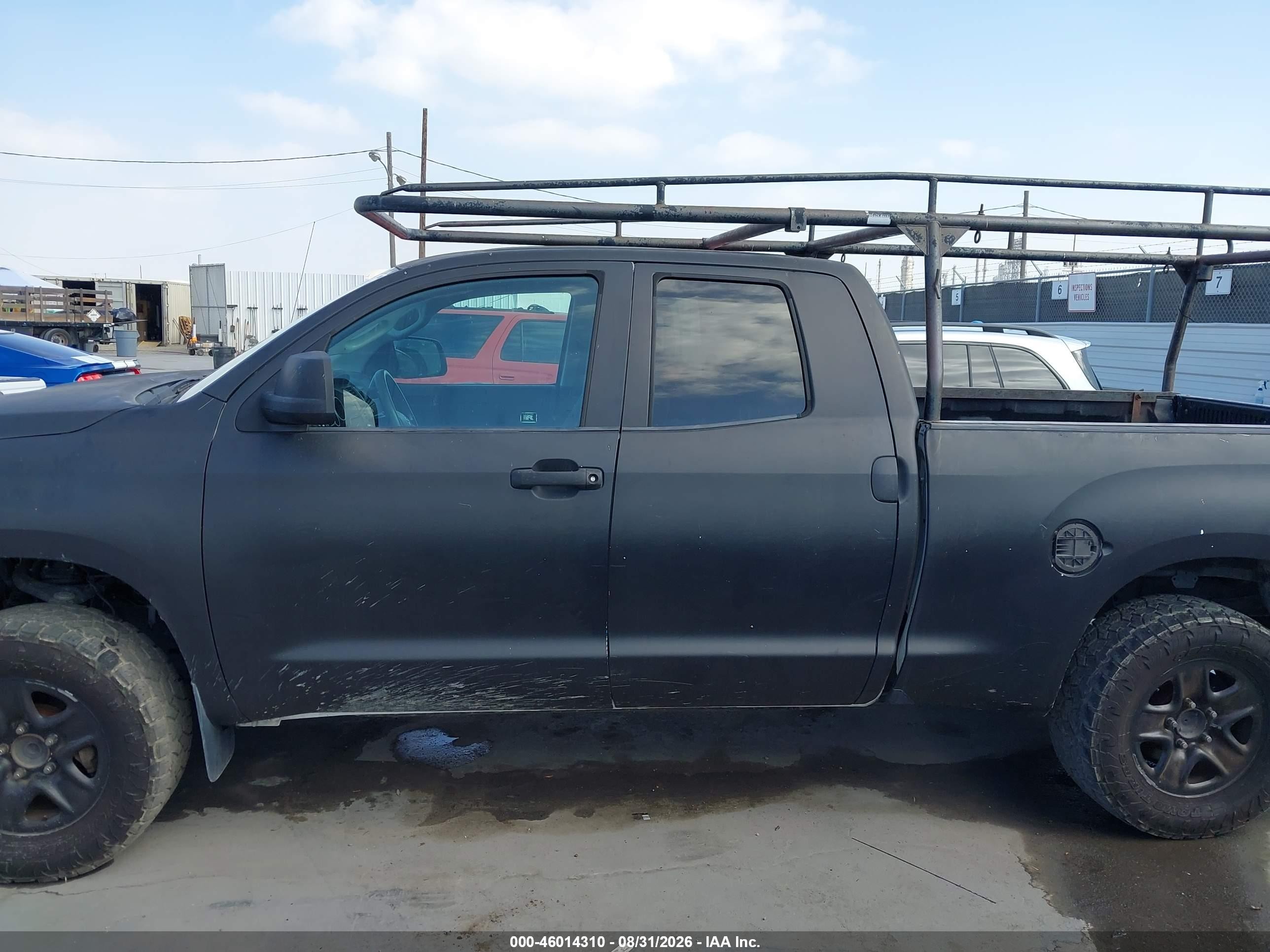 2011 Toyota Tundra Grade 5.7l V8 Black vin: 5TFRY5F16BX102474