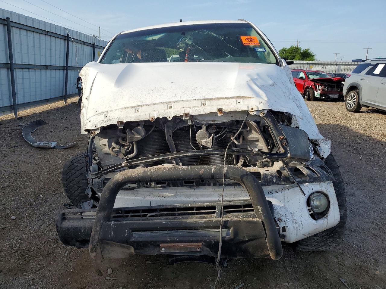 2011 Toyota Tundra Double Cab Sr5 White vin: 5TFRY5F16BX104726