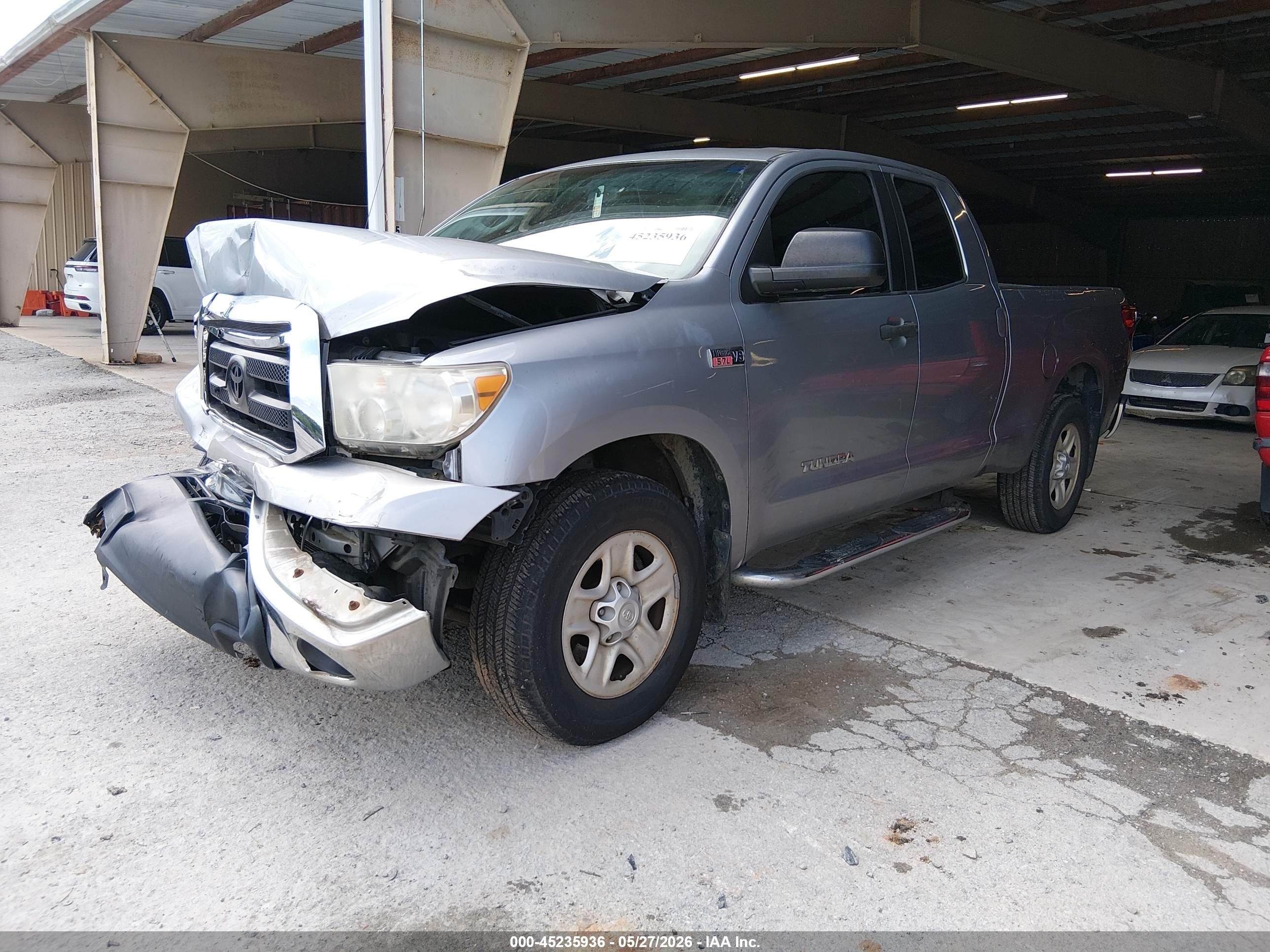 2010 Toyota Tundra Grade 5.7l V8 Silver vin: 5TFRY5F17AX078118