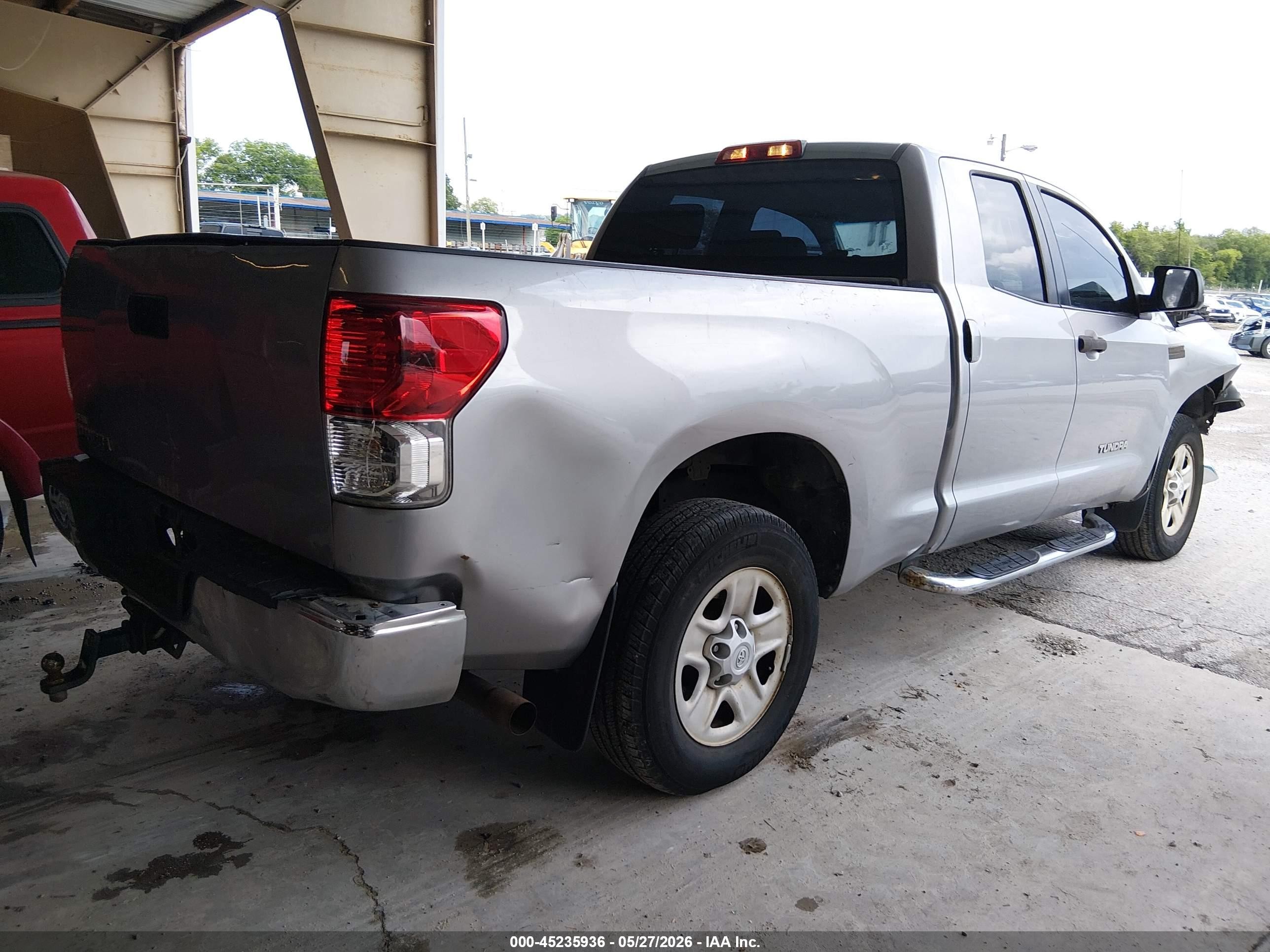 2010 Toyota Tundra Grade 5.7l V8 Silver vin: 5TFRY5F17AX078118