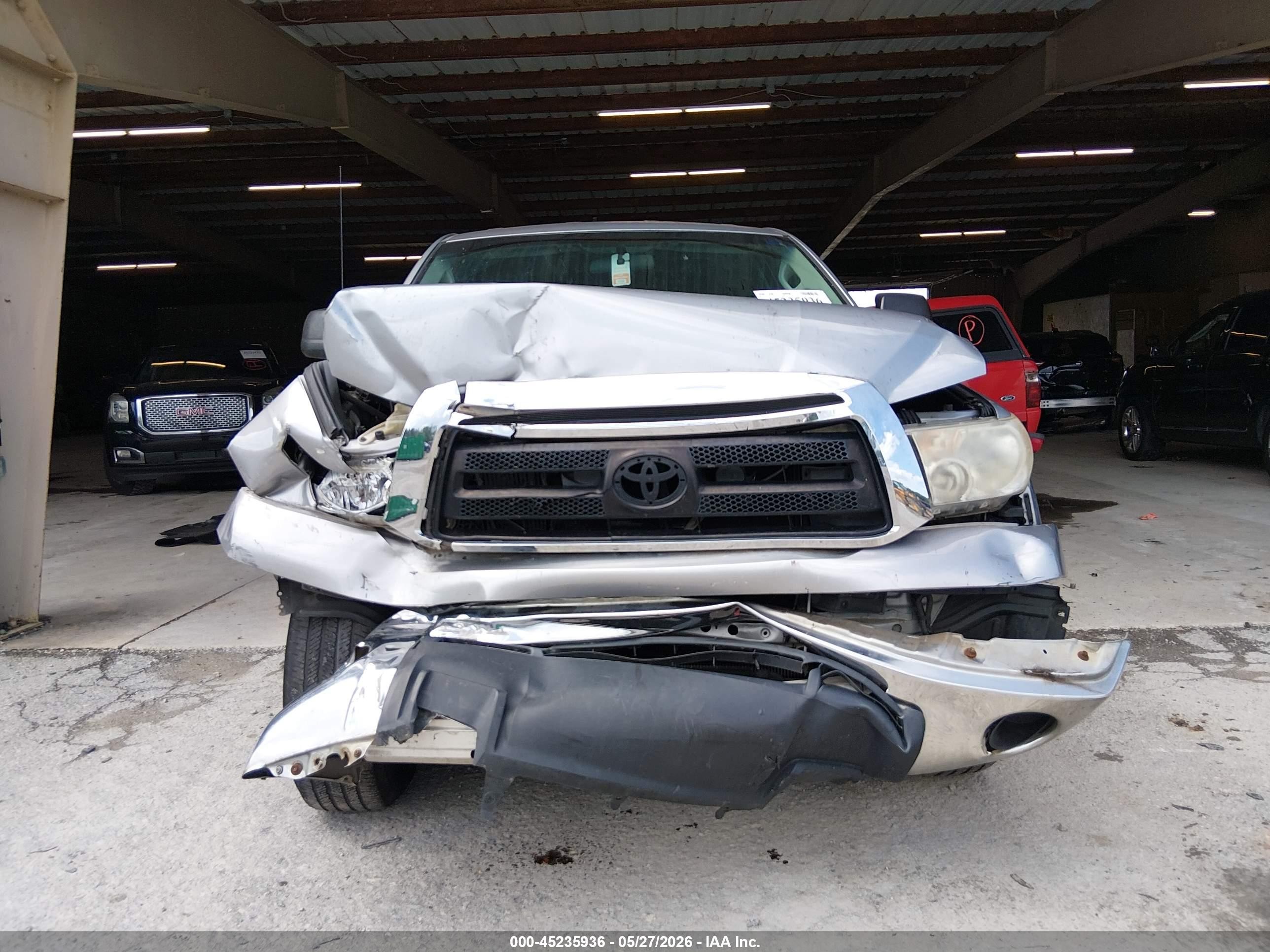 2010 Toyota Tundra Grade 5.7l V8 Silver vin: 5TFRY5F17AX078118
