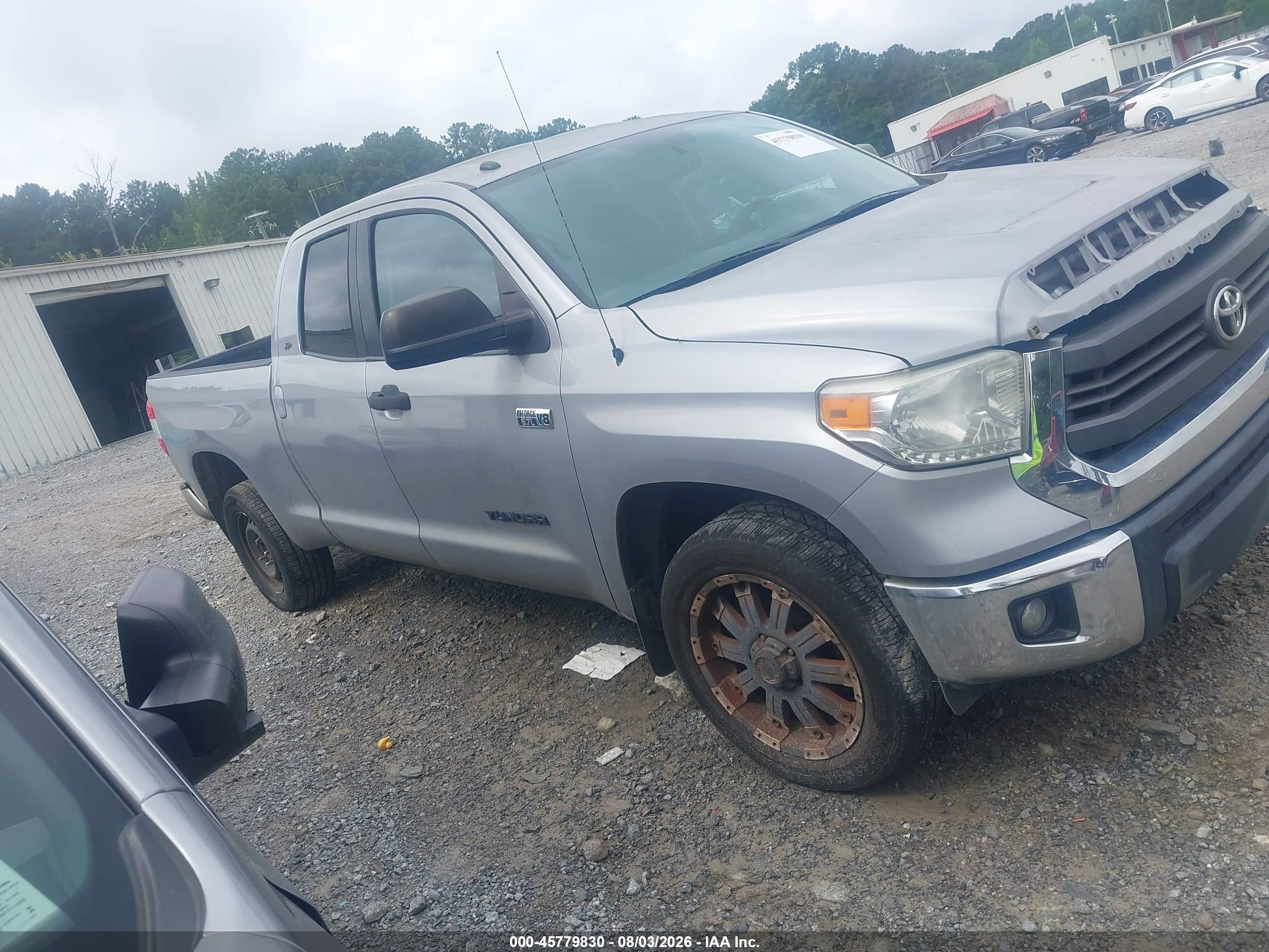 2014 Toyota Tundra Sr5 5.7l V8 Silver vin: 5TFRY5F17EX169931