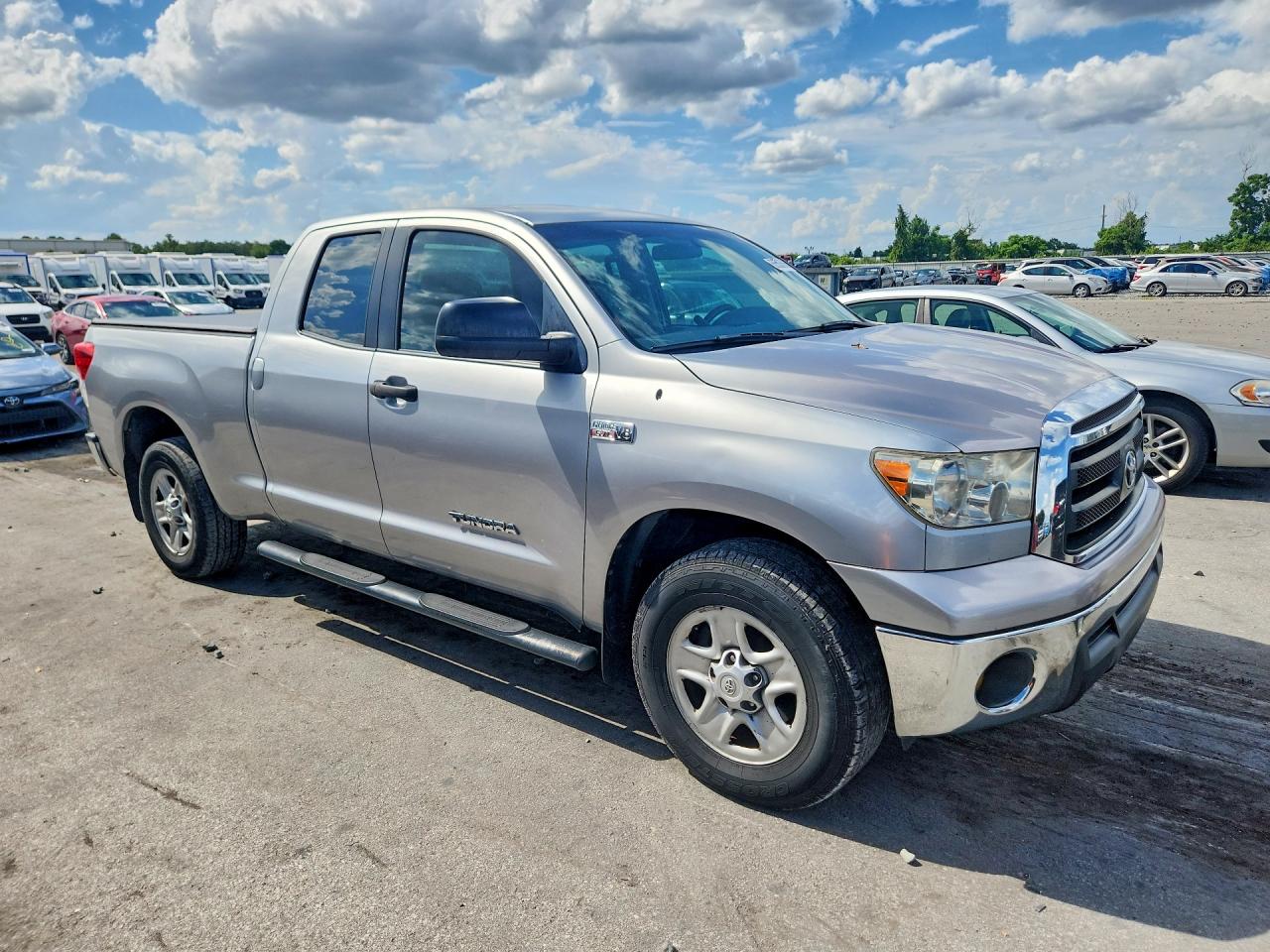 2010 Toyota Tundra Double Cab Sr5 Silver vin: 5TFRY5F18AX075633