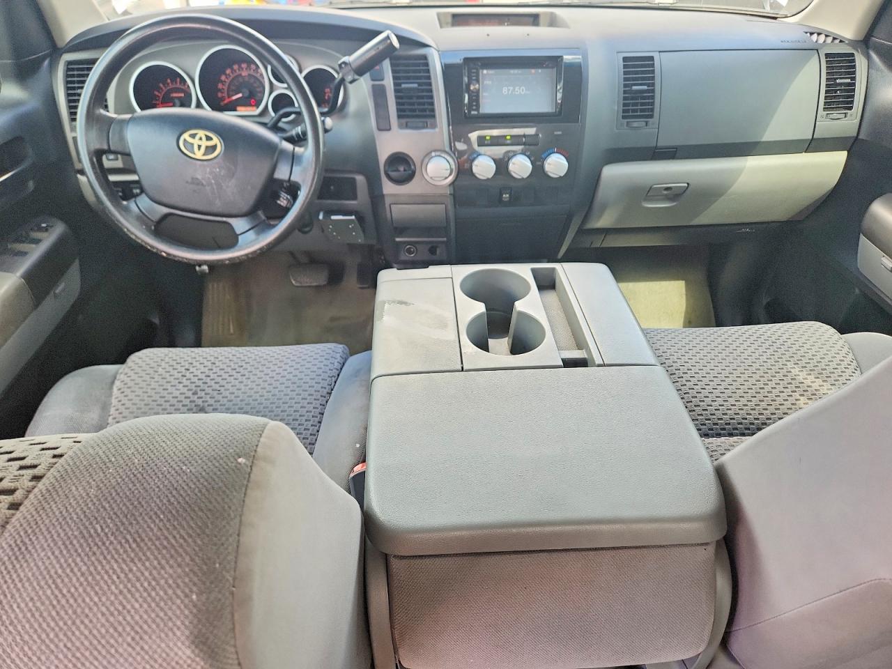 2010 Toyota Tundra Double Cab Sr5 Silver vin: 5TFRY5F18AX075633