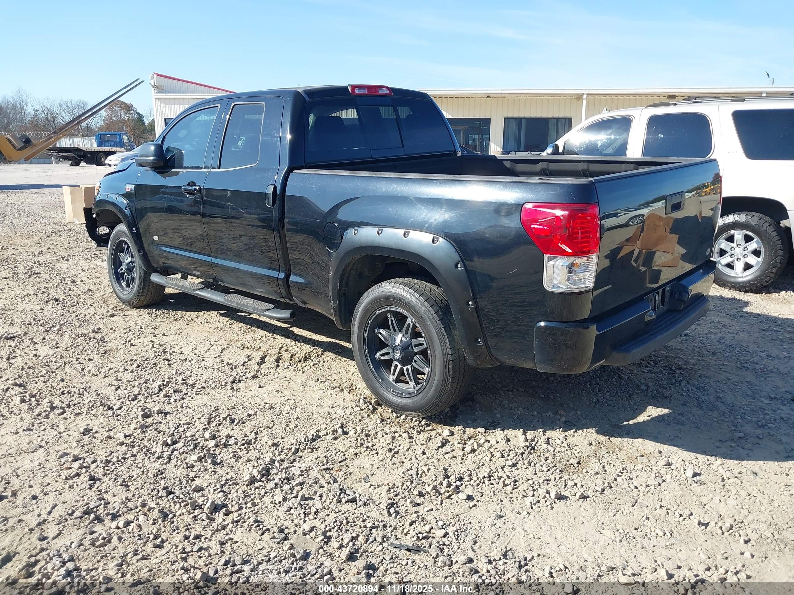 2011 Toyota Tundra Grade 5.7l V8 Black vin: 5TFRY5F18BX108891