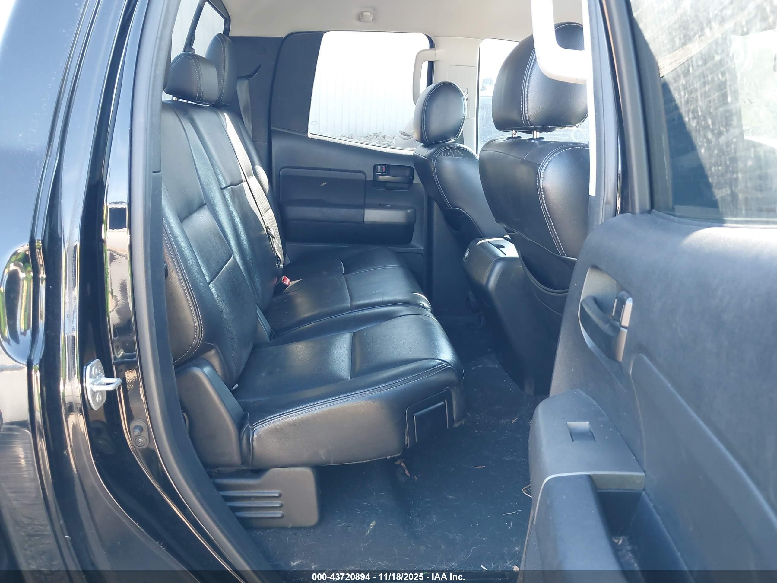 2011 Toyota Tundra Grade 5.7l V8 Black vin: 5TFRY5F18BX108891