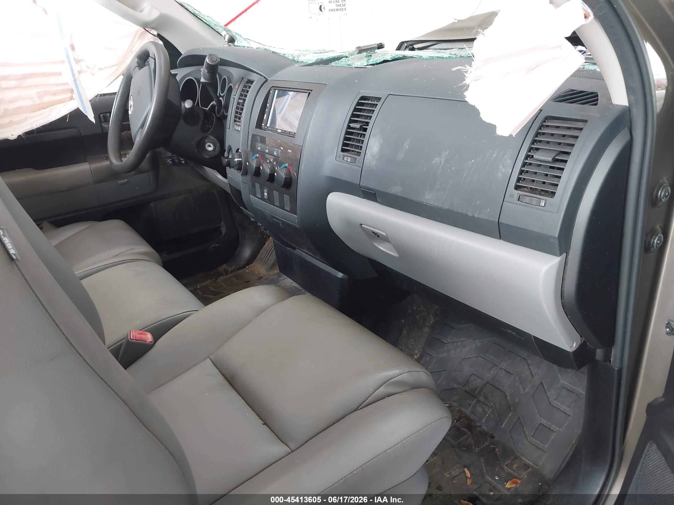 2013 Toyota Tundra Grade 5.7l V8 Brown vin: 5TFRY5F18DX140212